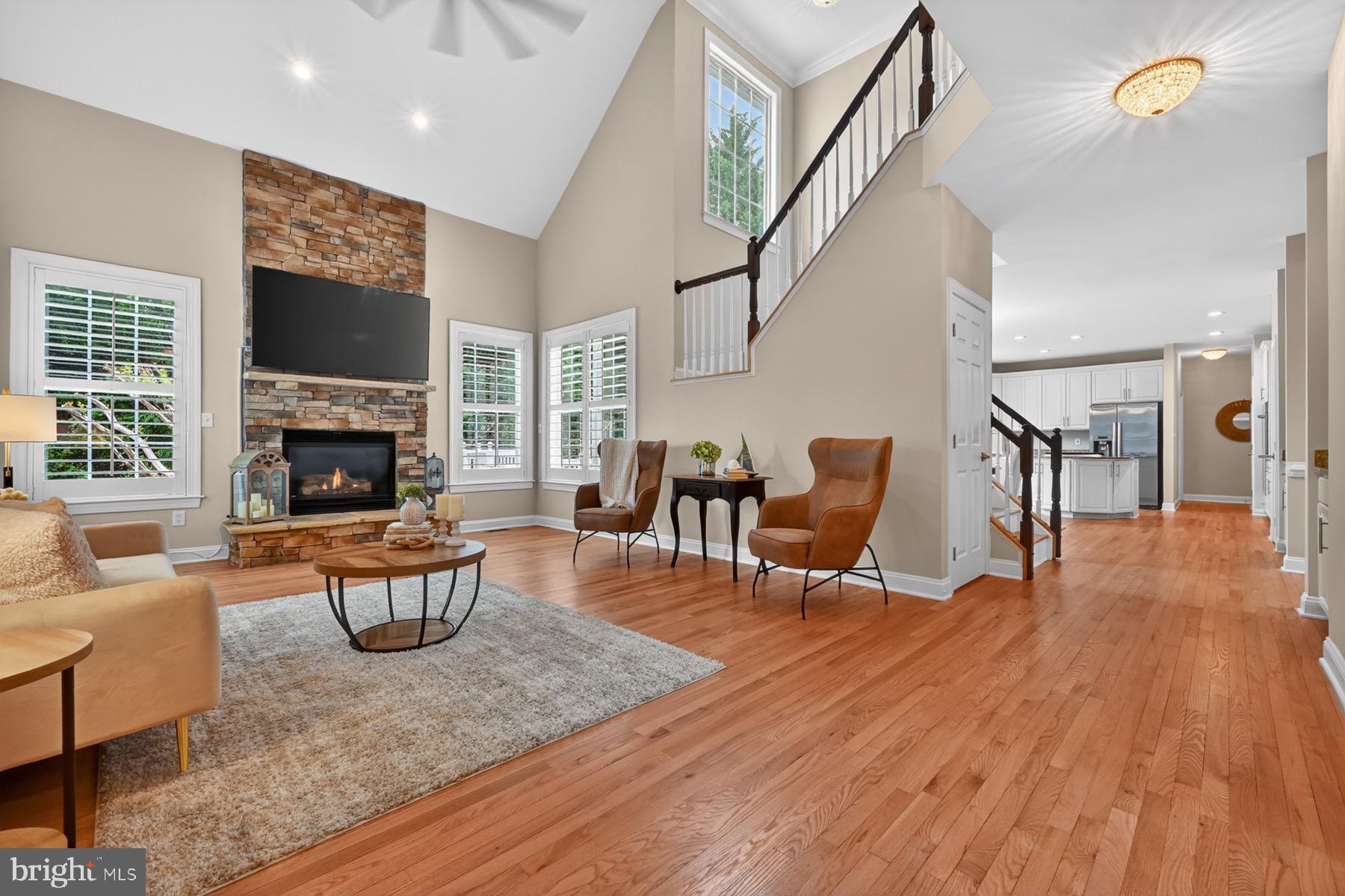 SOUTH RIVER COLONY - Residential
