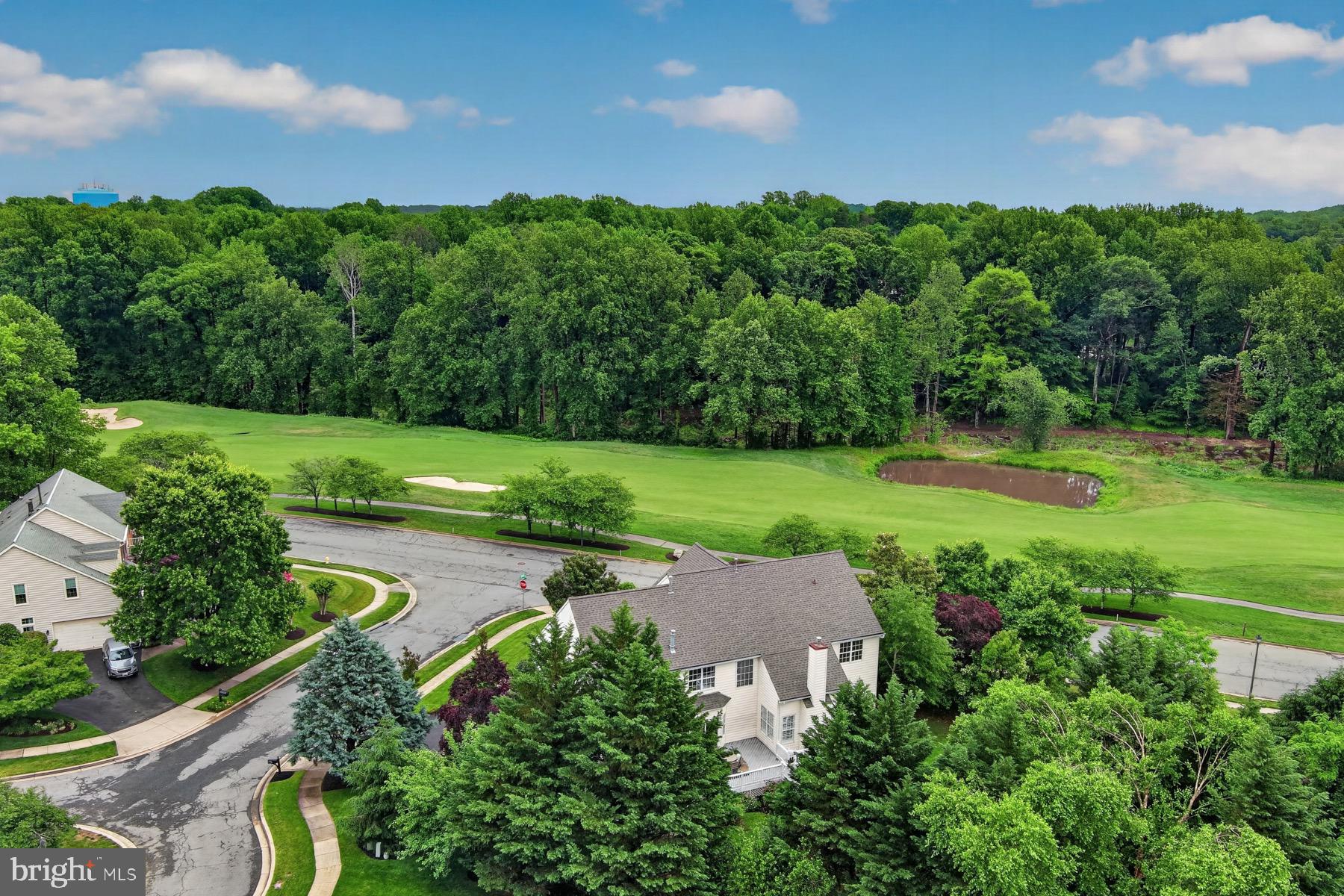 SOUTH RIVER COLONY - Residential