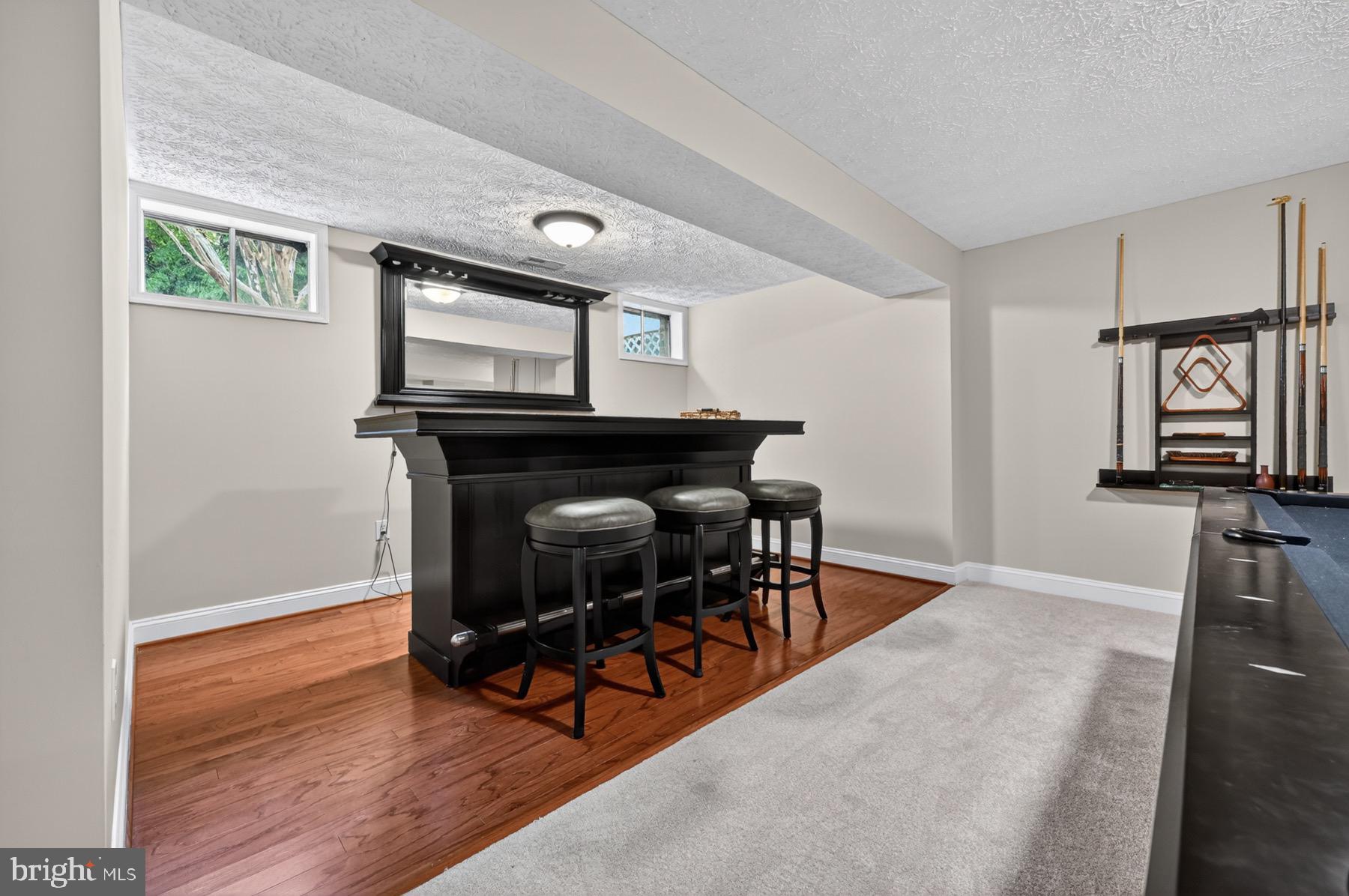 SOUTH RIVER COLONY - Residential