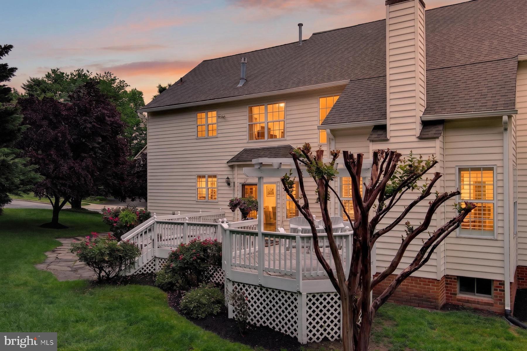 SOUTH RIVER COLONY - Residential