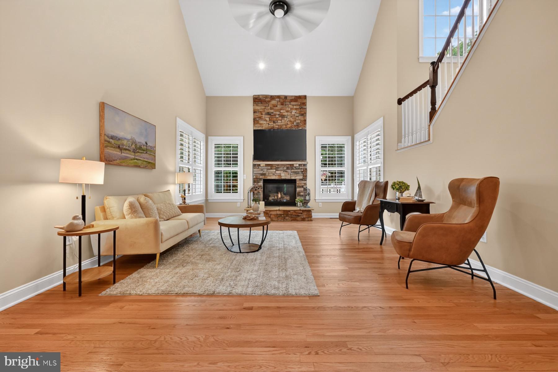 SOUTH RIVER COLONY - Residential