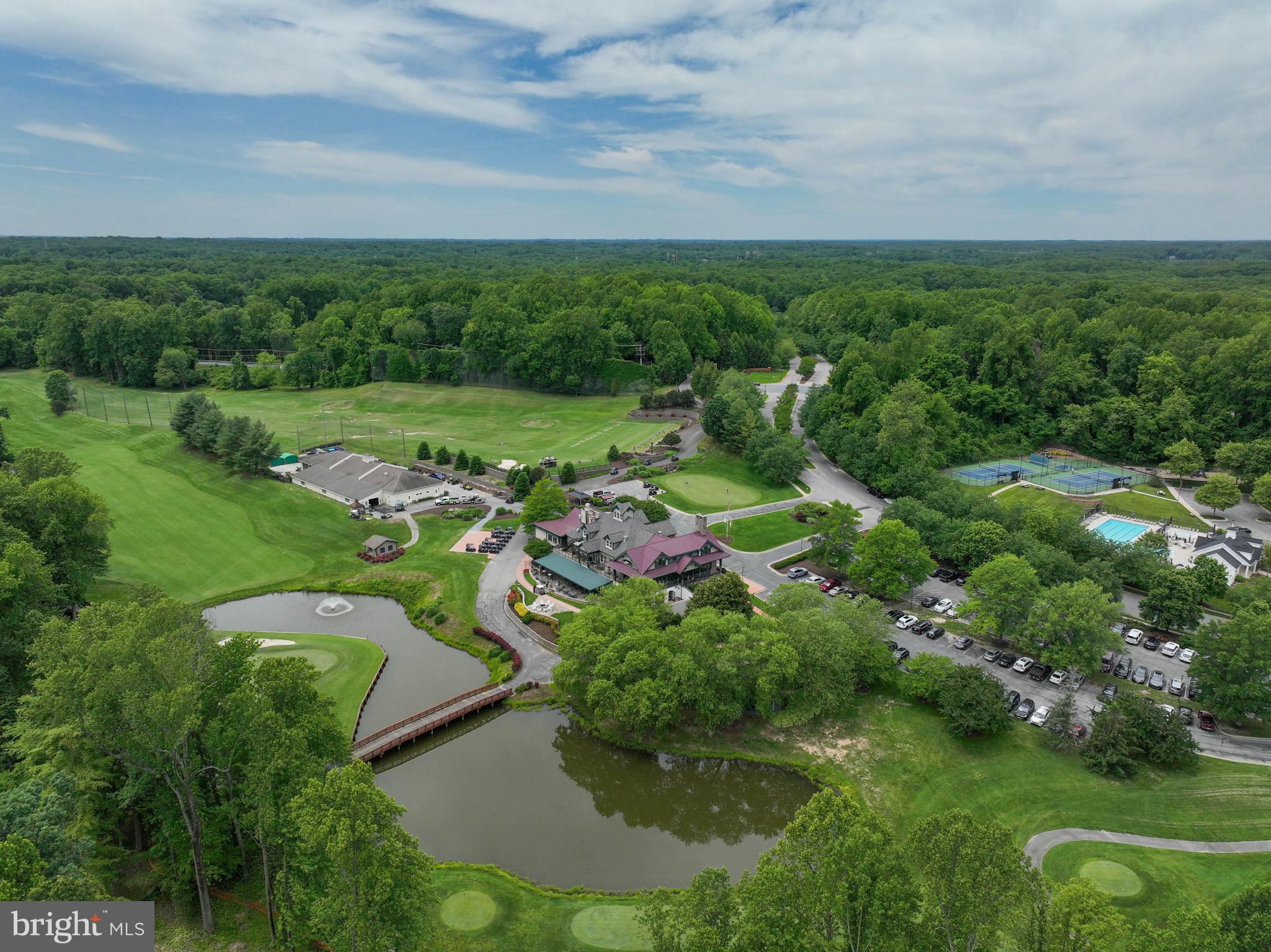 SOUTH RIVER COLONY - Residential