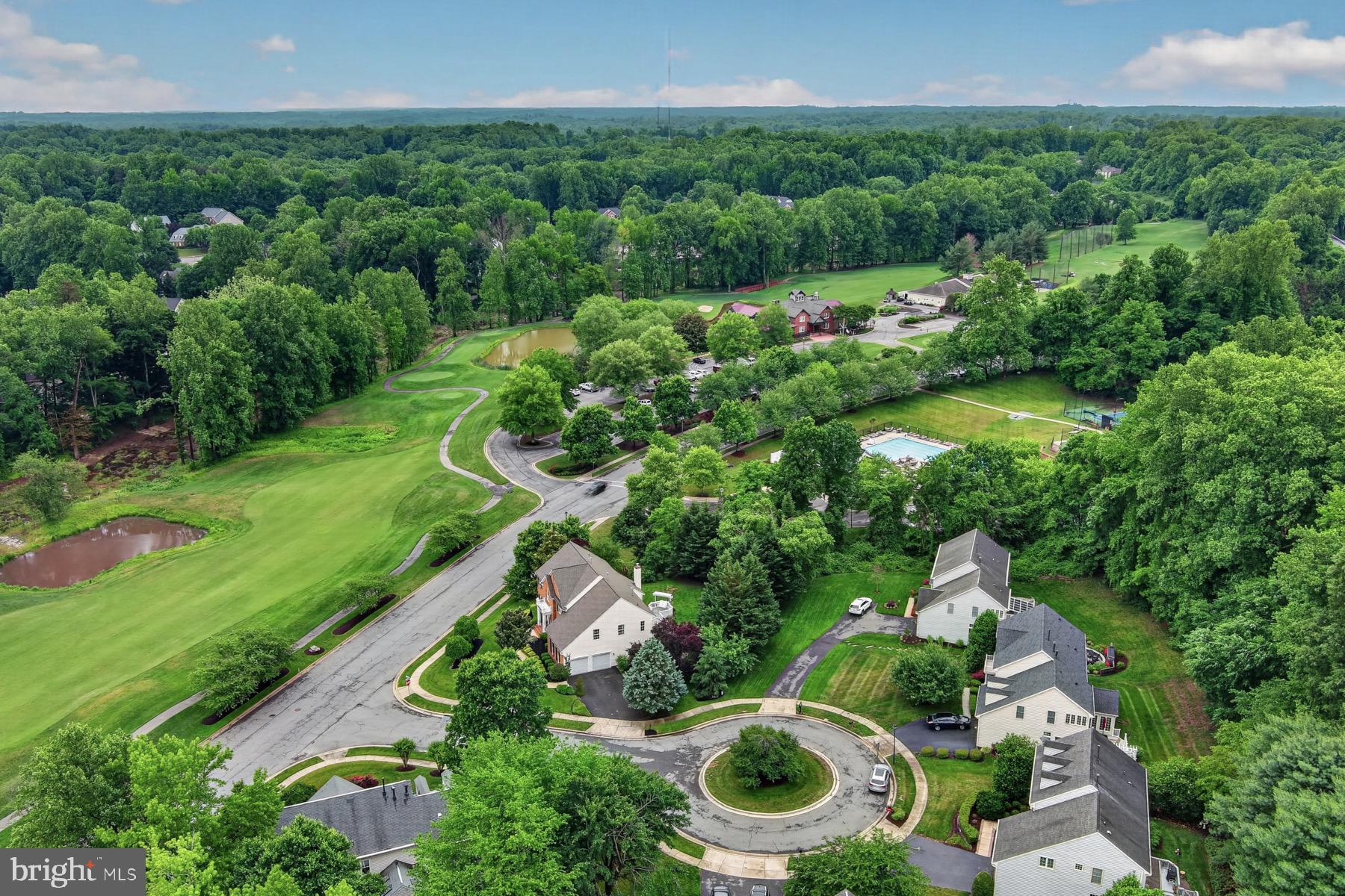 SOUTH RIVER COLONY - Residential