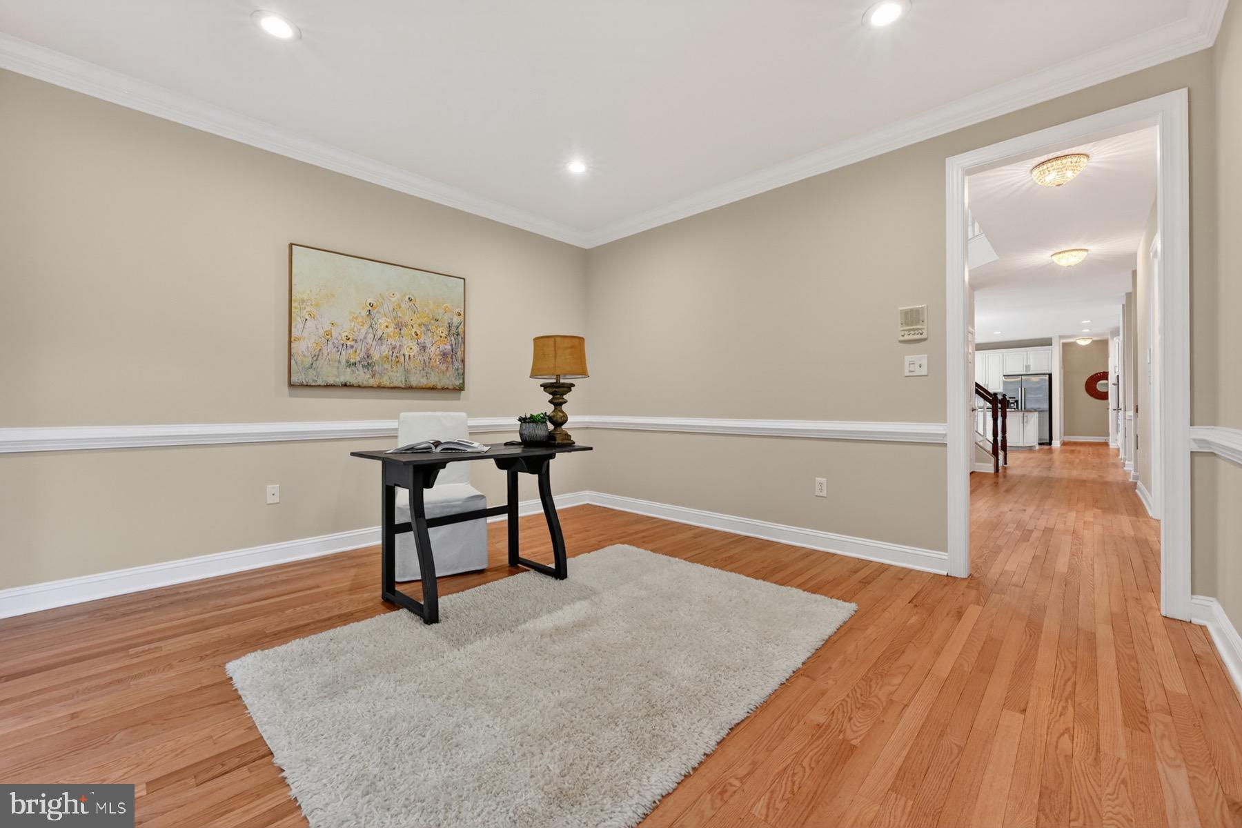 SOUTH RIVER COLONY - Residential