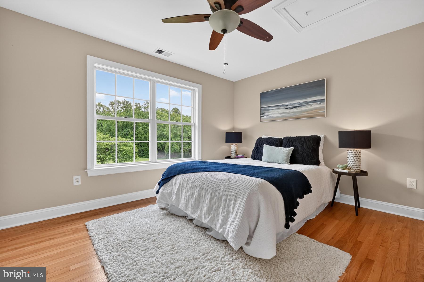 SOUTH RIVER COLONY - Residential