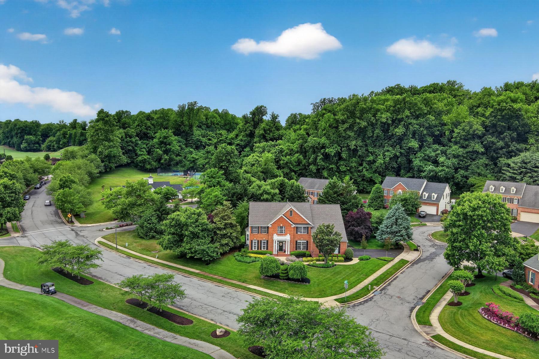 SOUTH RIVER COLONY - Residential