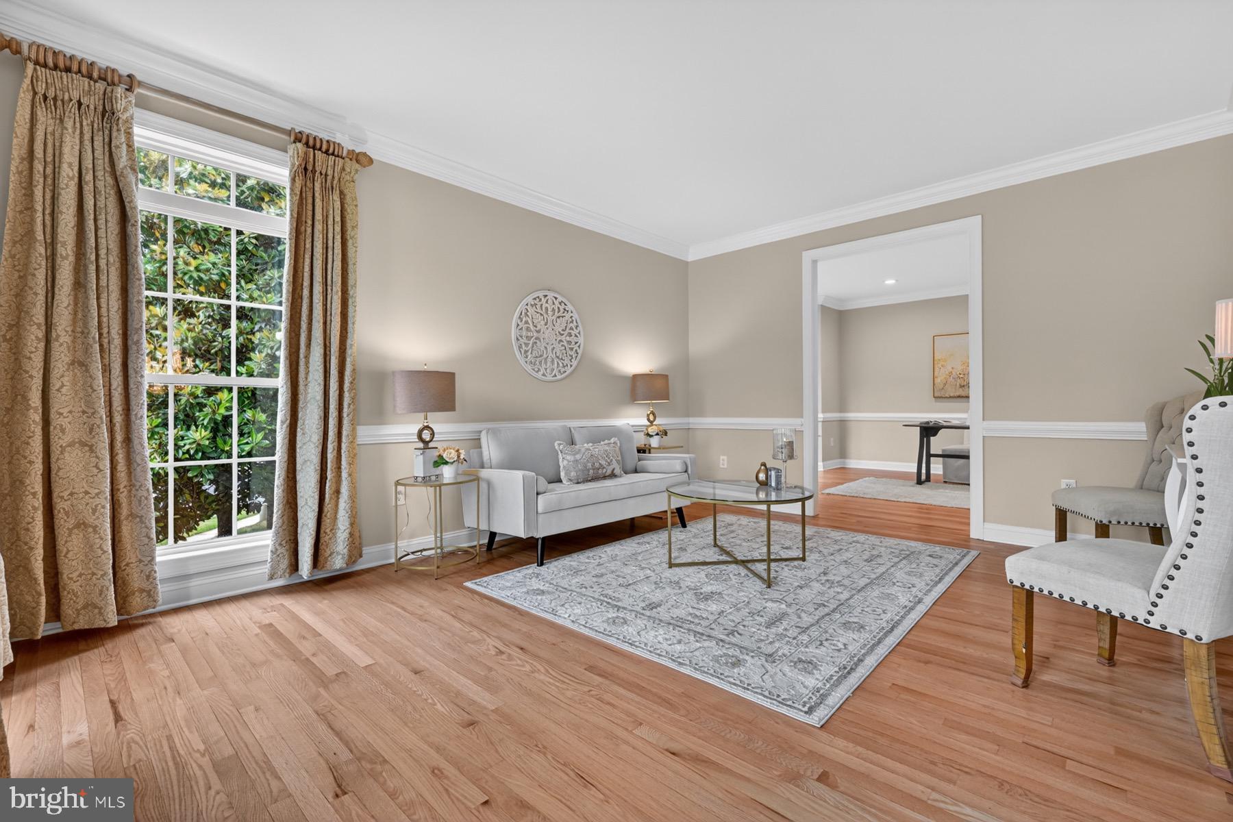SOUTH RIVER COLONY - Residential
