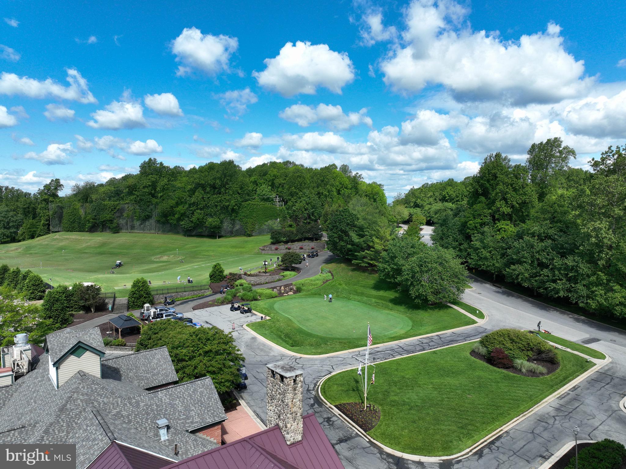 SOUTH RIVER COLONY - Residential