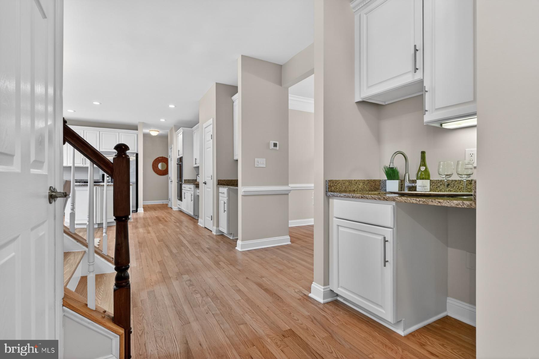 SOUTH RIVER COLONY - Residential