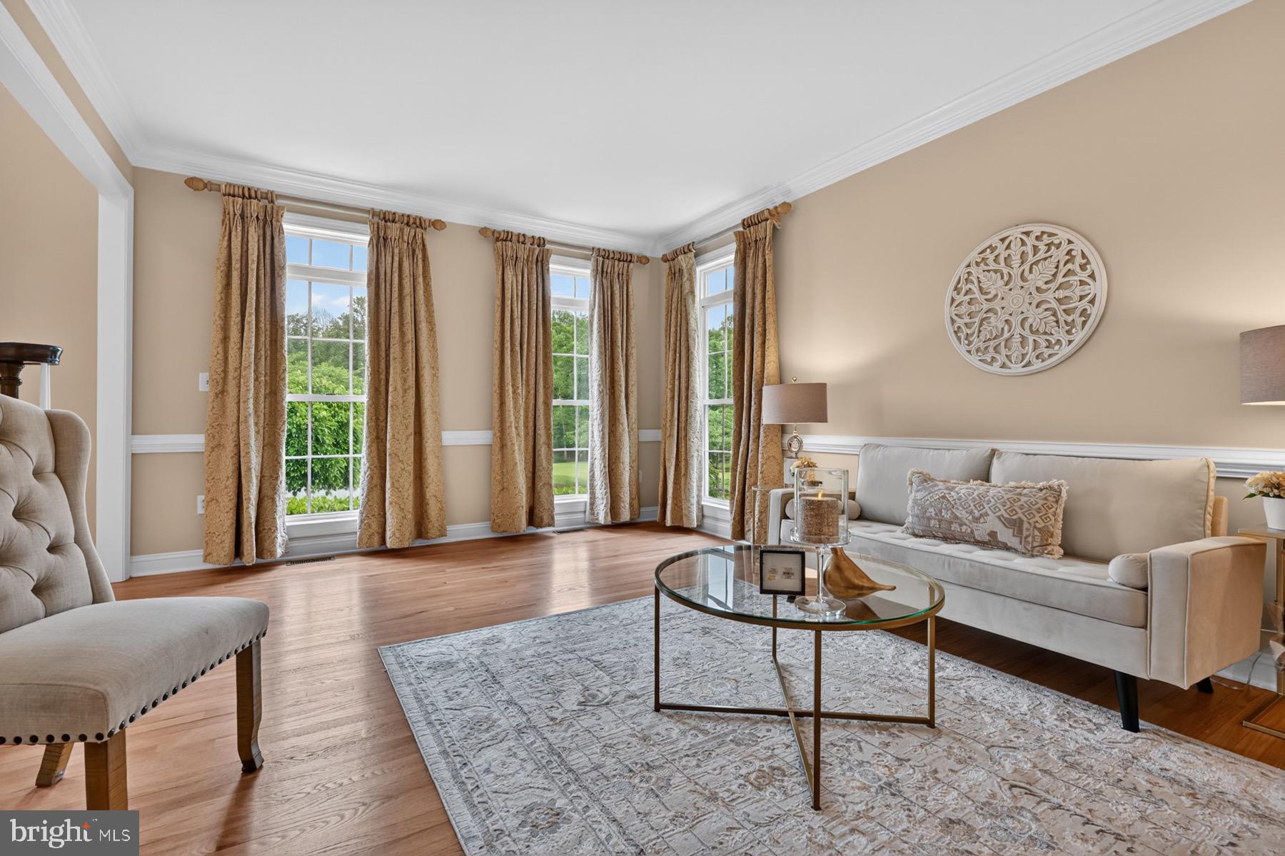 SOUTH RIVER COLONY - Residential