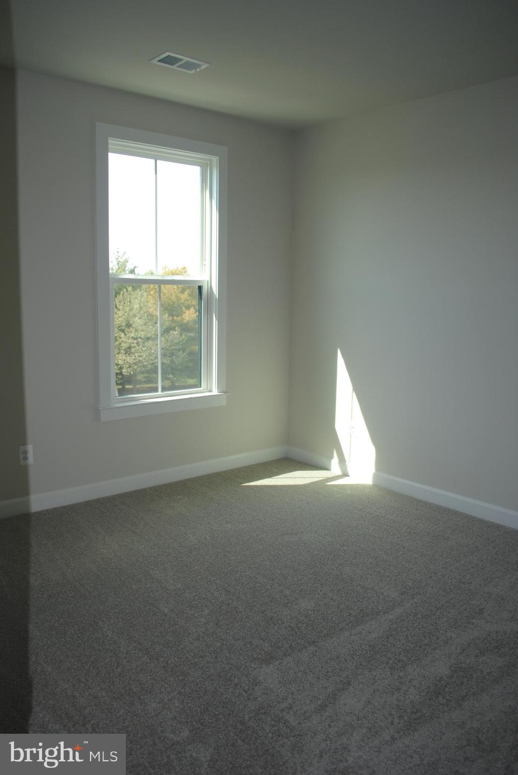 ASHBURN STATION - Residential Lease