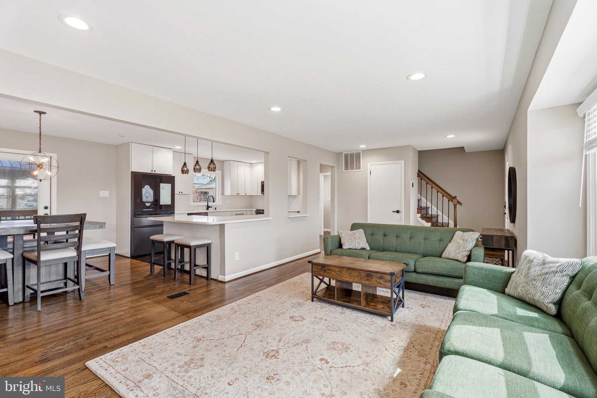 VALE HILLS - Residential