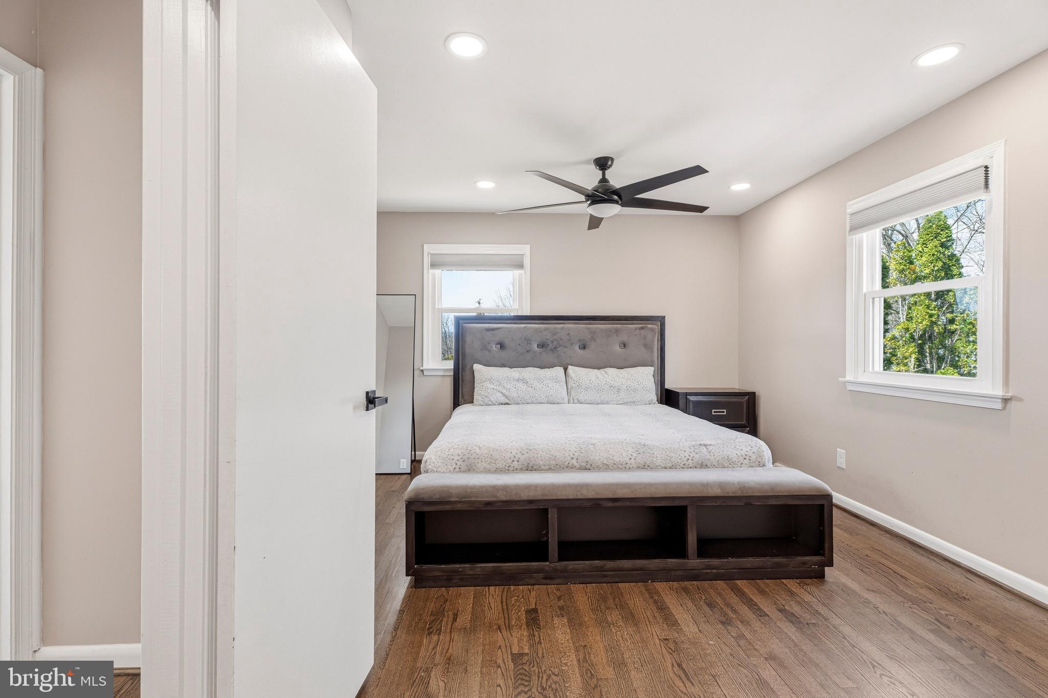 VALE HILLS - Residential