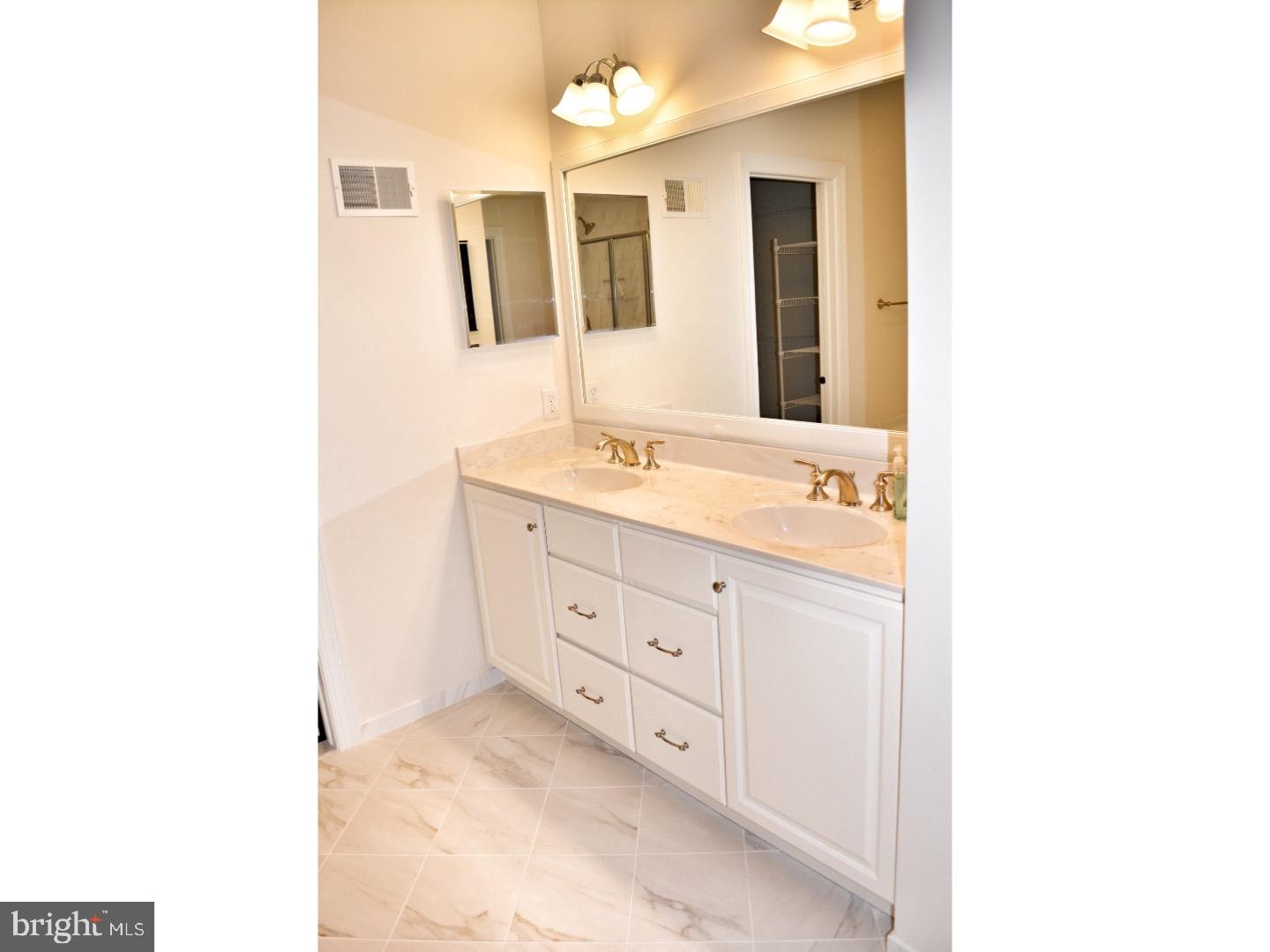 WHITE SPRINGS AT PROVIDENCE - Residential Lease