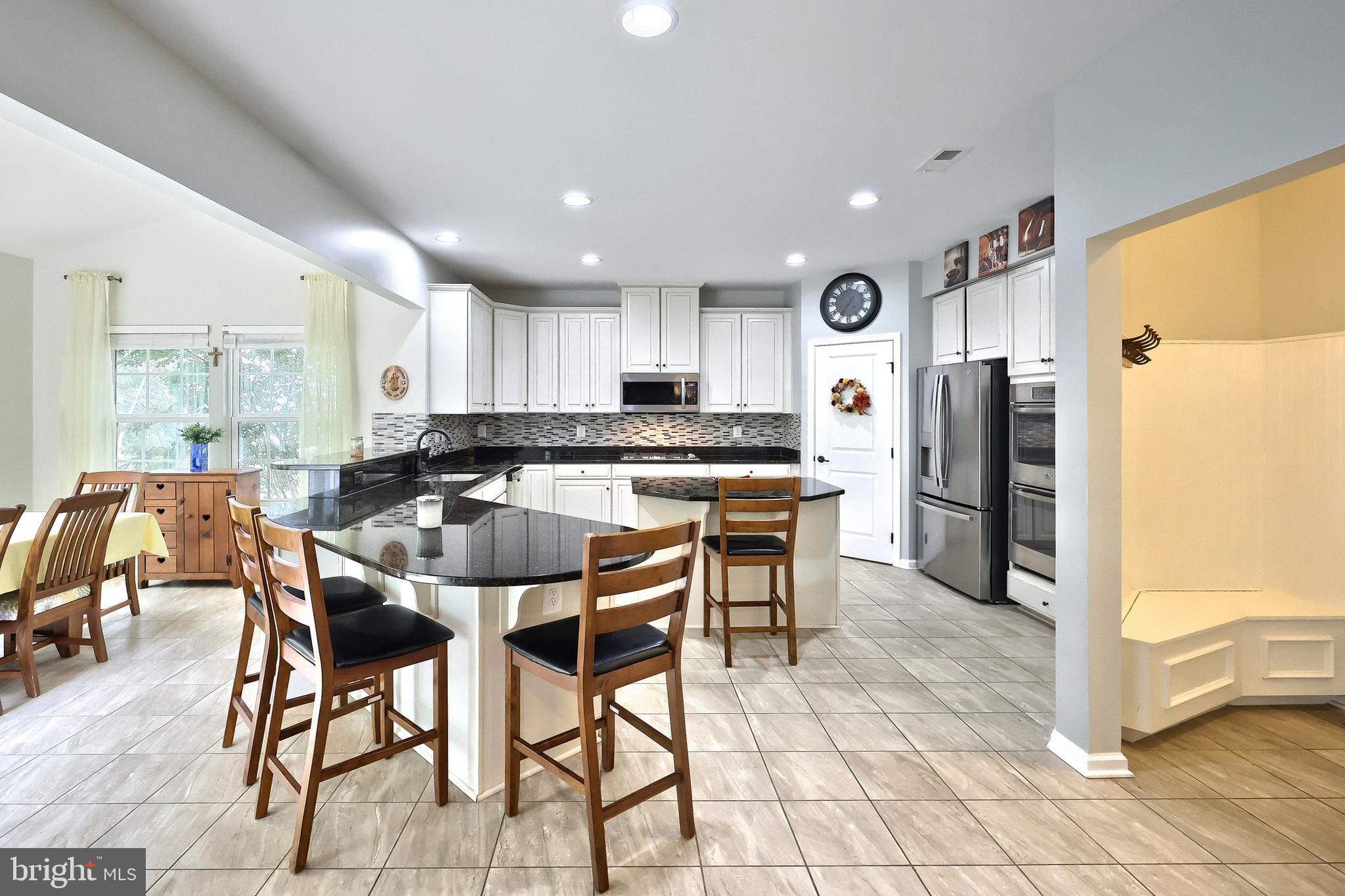 HIGH POINTE NORTH - Residential