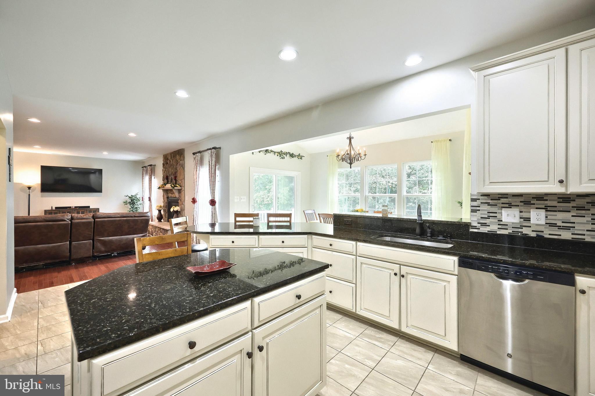 HIGH POINTE NORTH - Residential