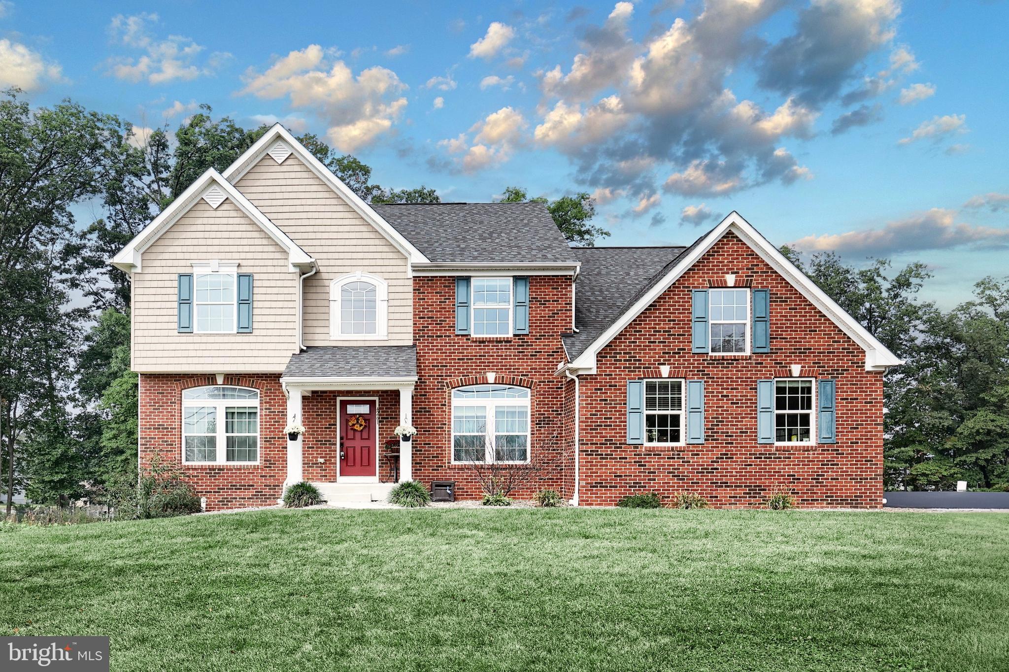 4261 GRANDVIEW ROAD