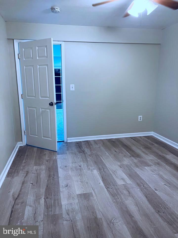 8186 PAPER BIRCH DRIVE