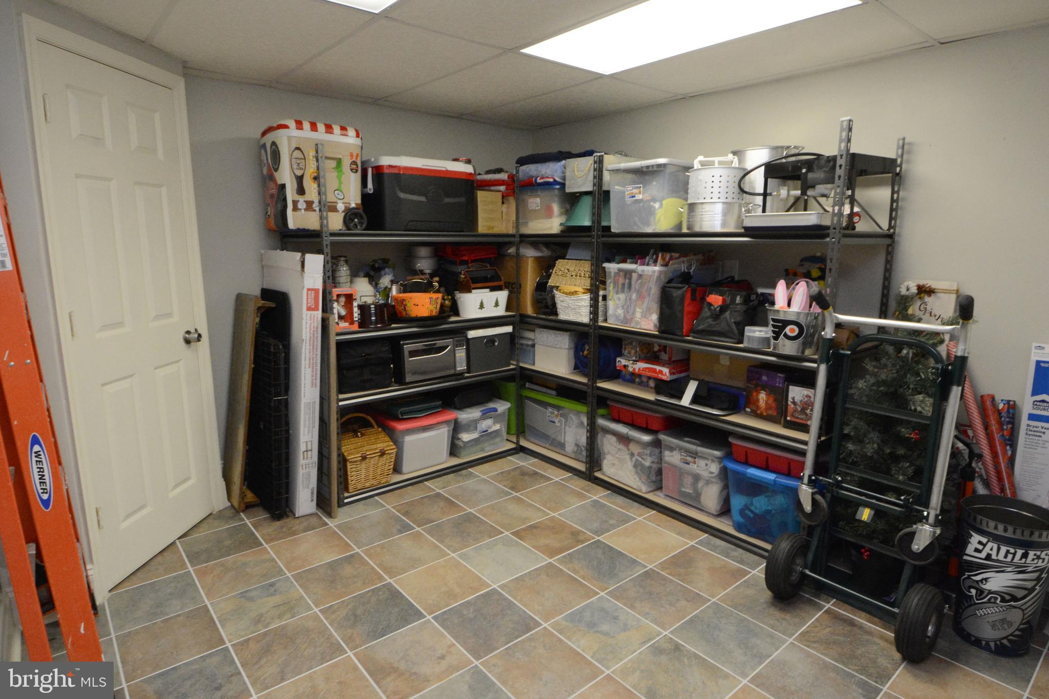 VALLEY VIEW ESTS - Residential