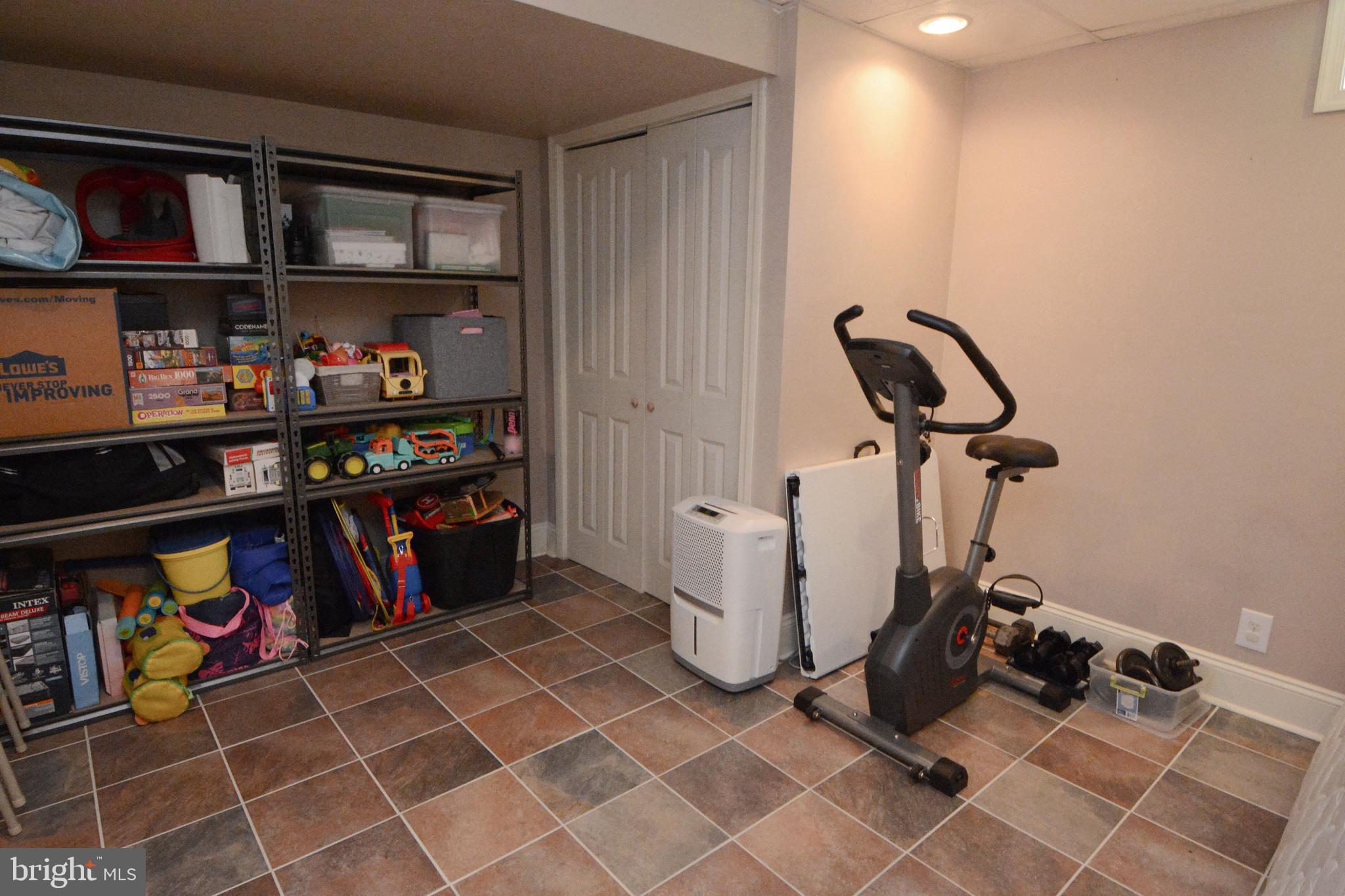 VALLEY VIEW ESTS - Residential