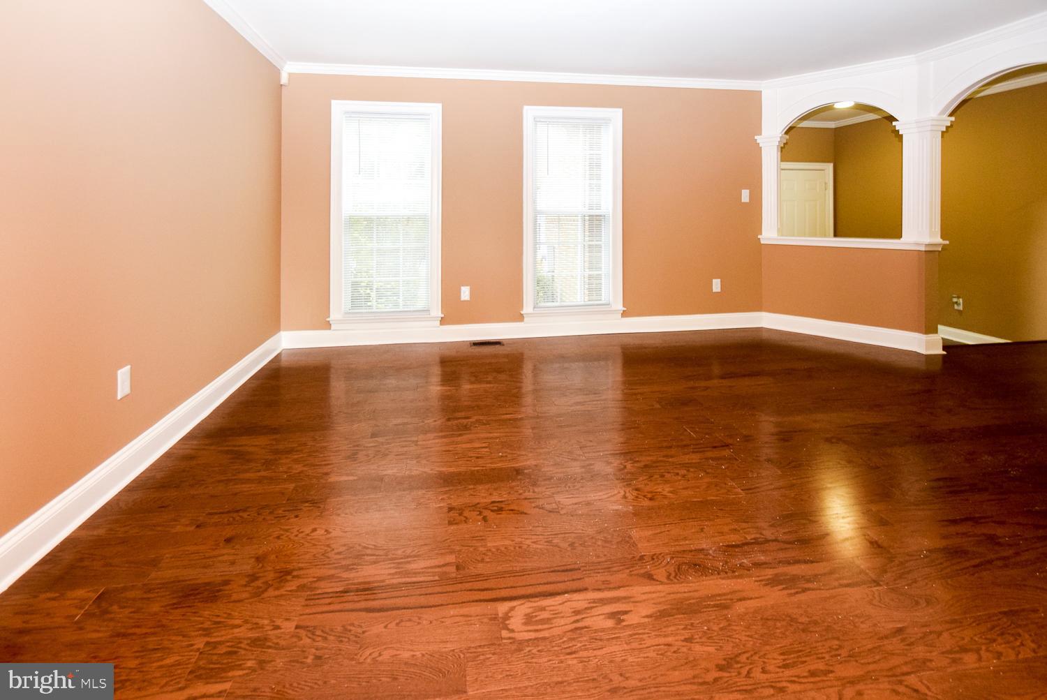 WOODMORE - Residential Lease