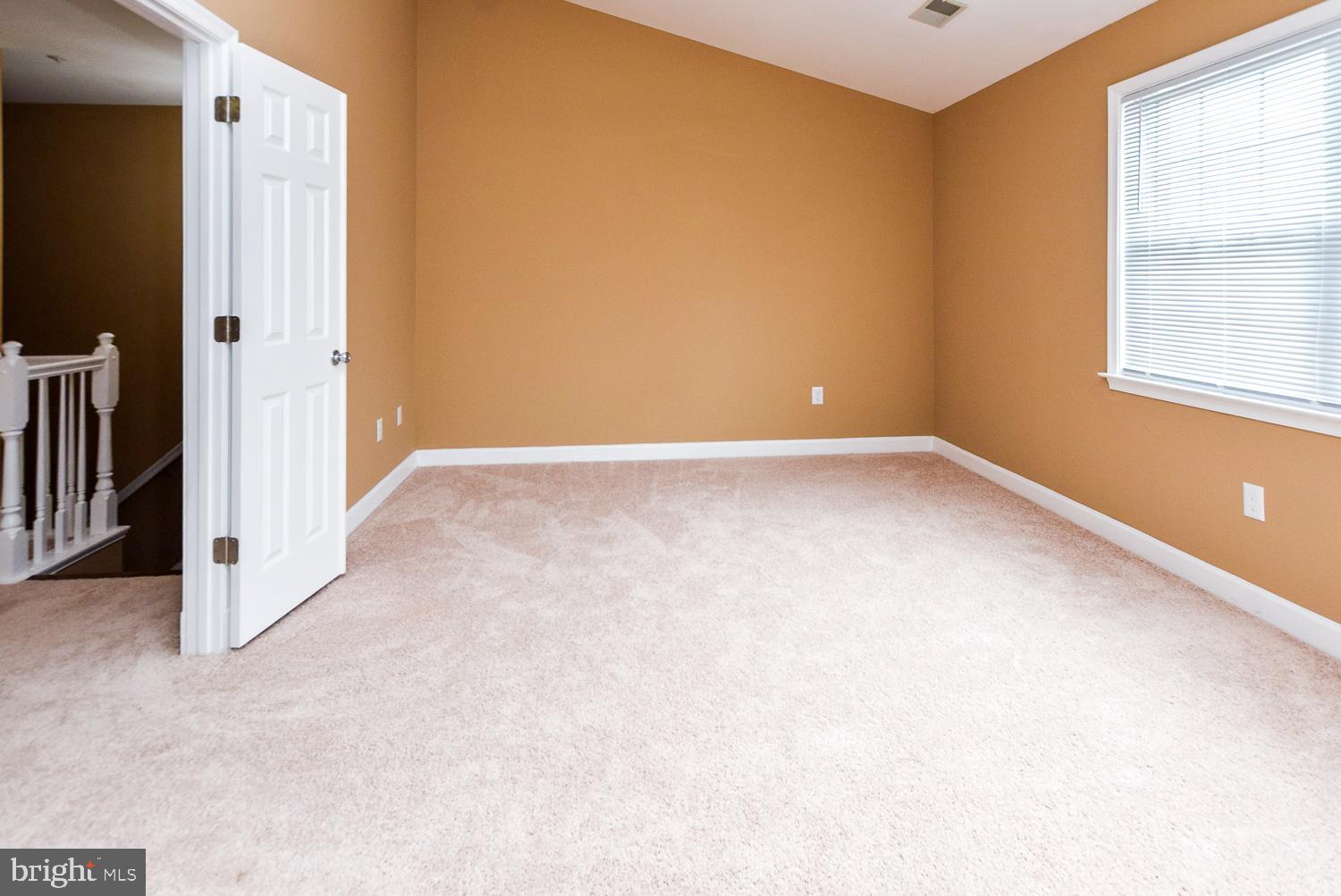 WOODMORE - Residential Lease