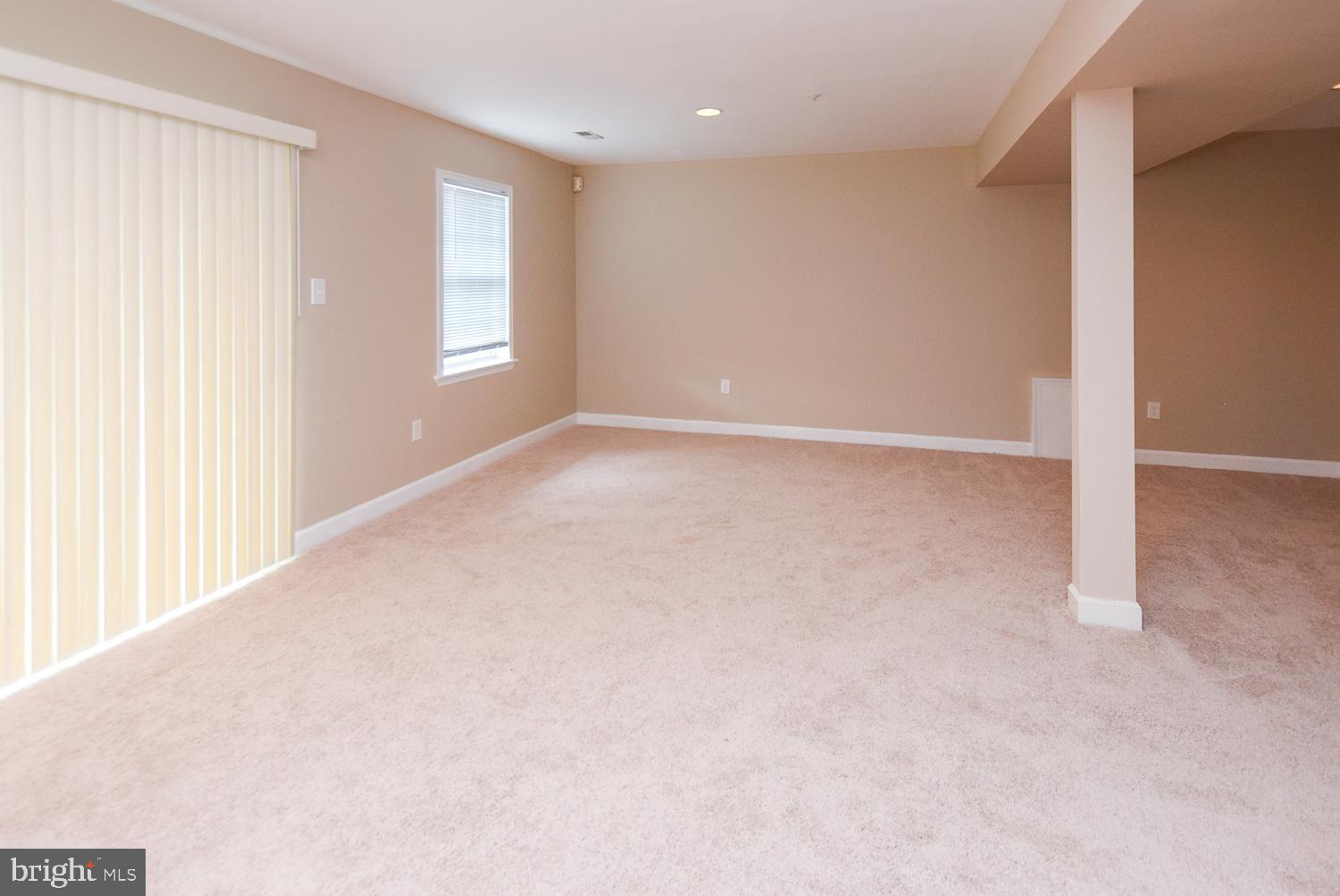 WOODMORE - Residential Lease