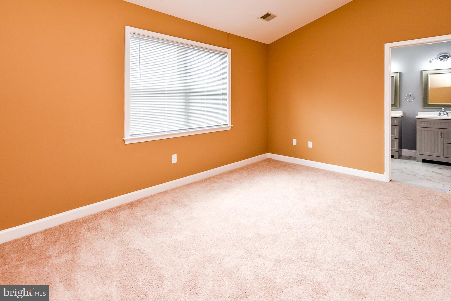 WOODMORE - Residential Lease