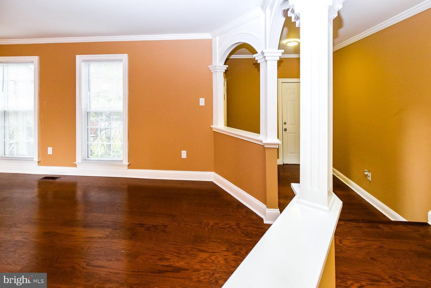 WOODMORE - Residential Lease