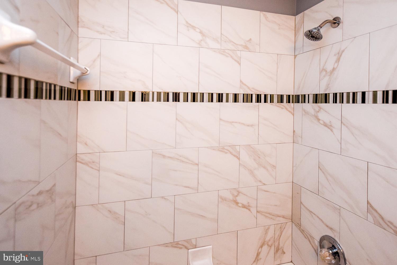 WOODMORE - Residential Lease