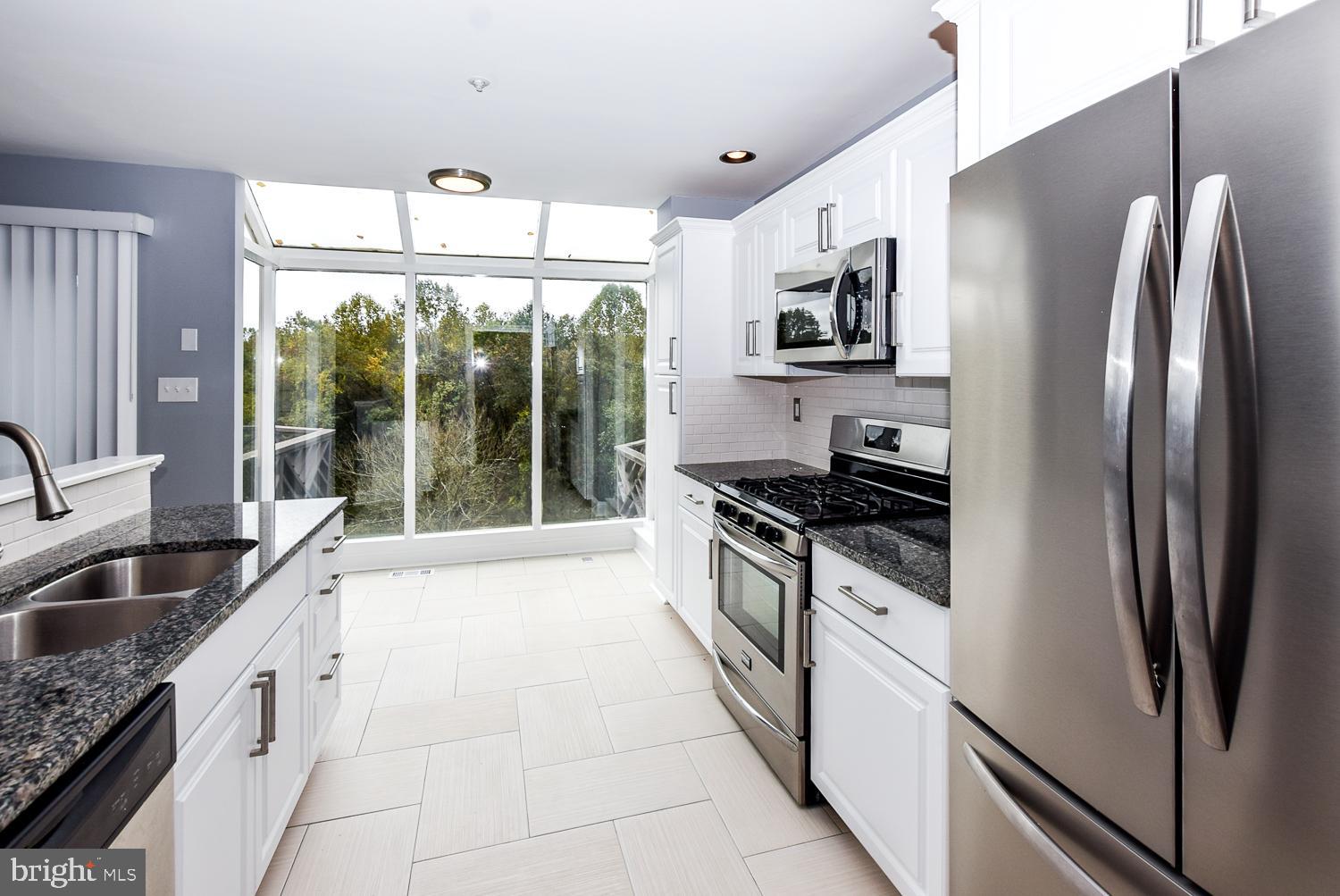 WOODMORE - Residential Lease