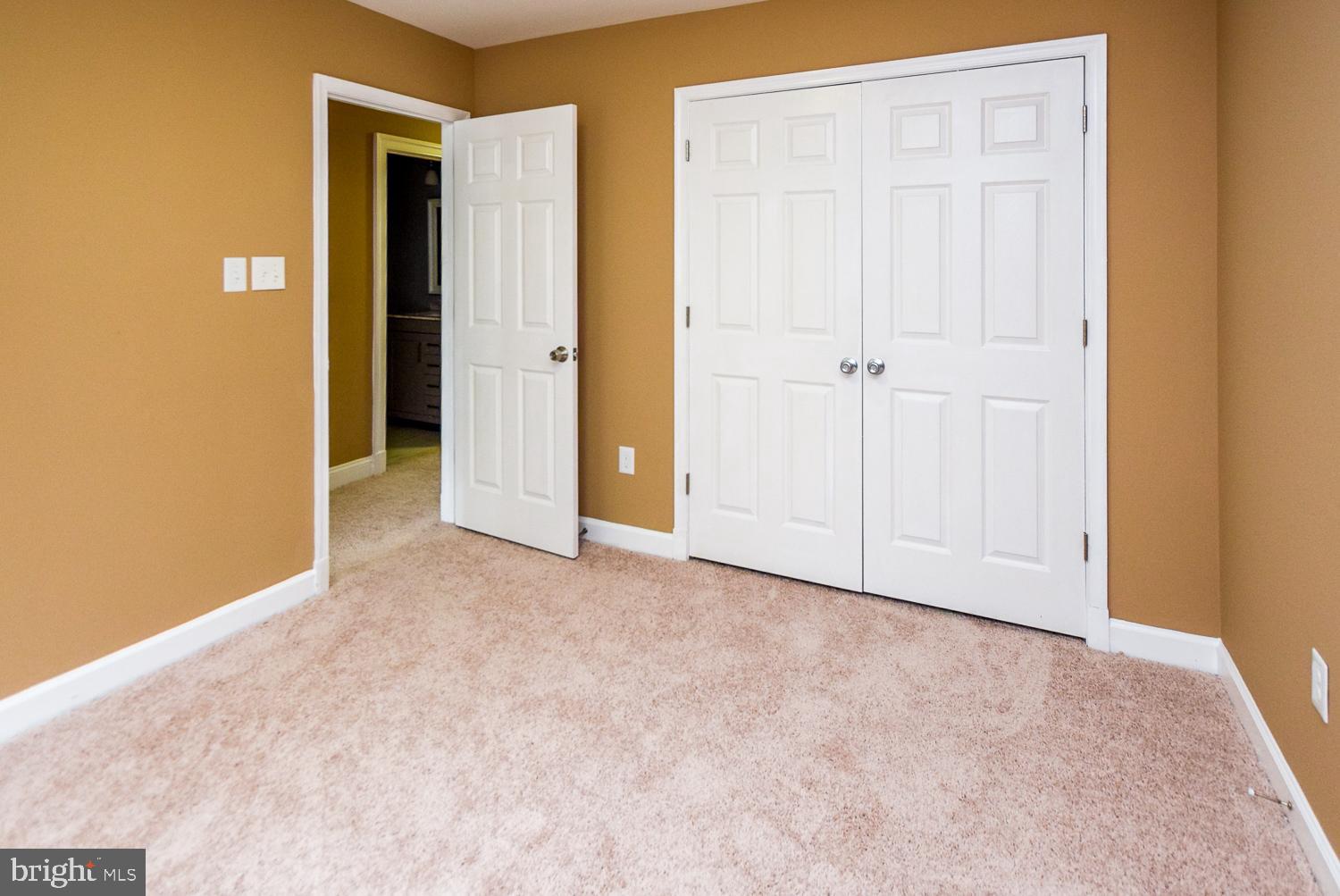 WOODMORE - Residential Lease