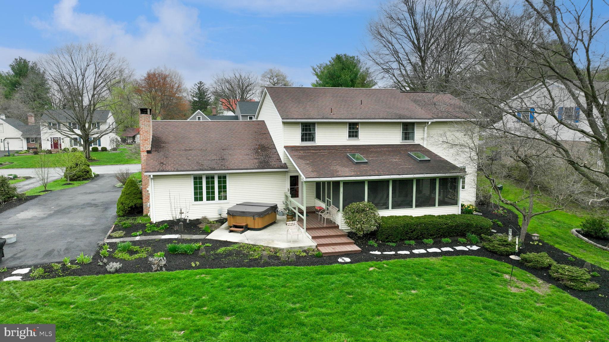 412 WETHERBURN DRIVE