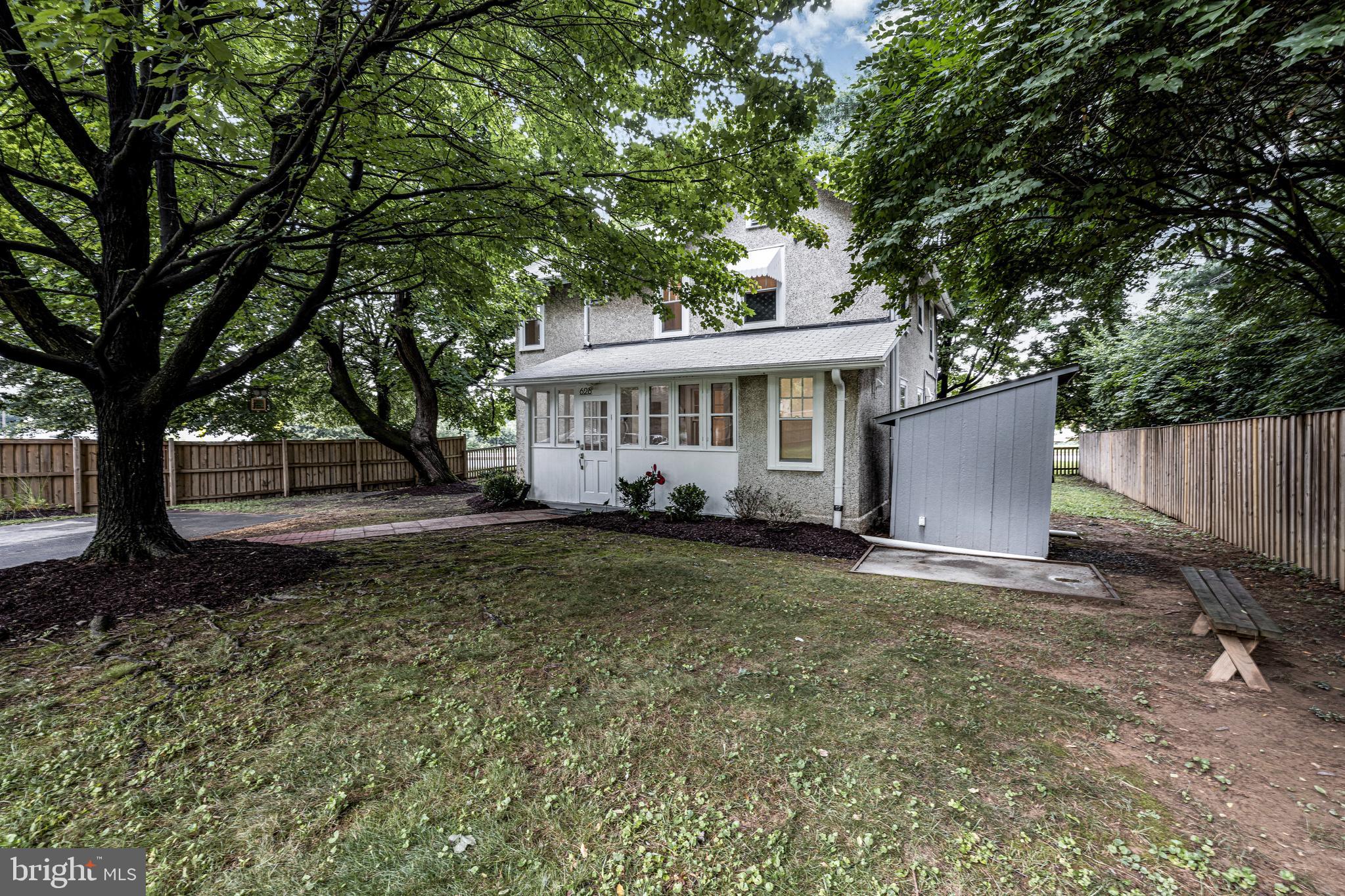 PT ROCKVILLE TWN RES 1 - Residential