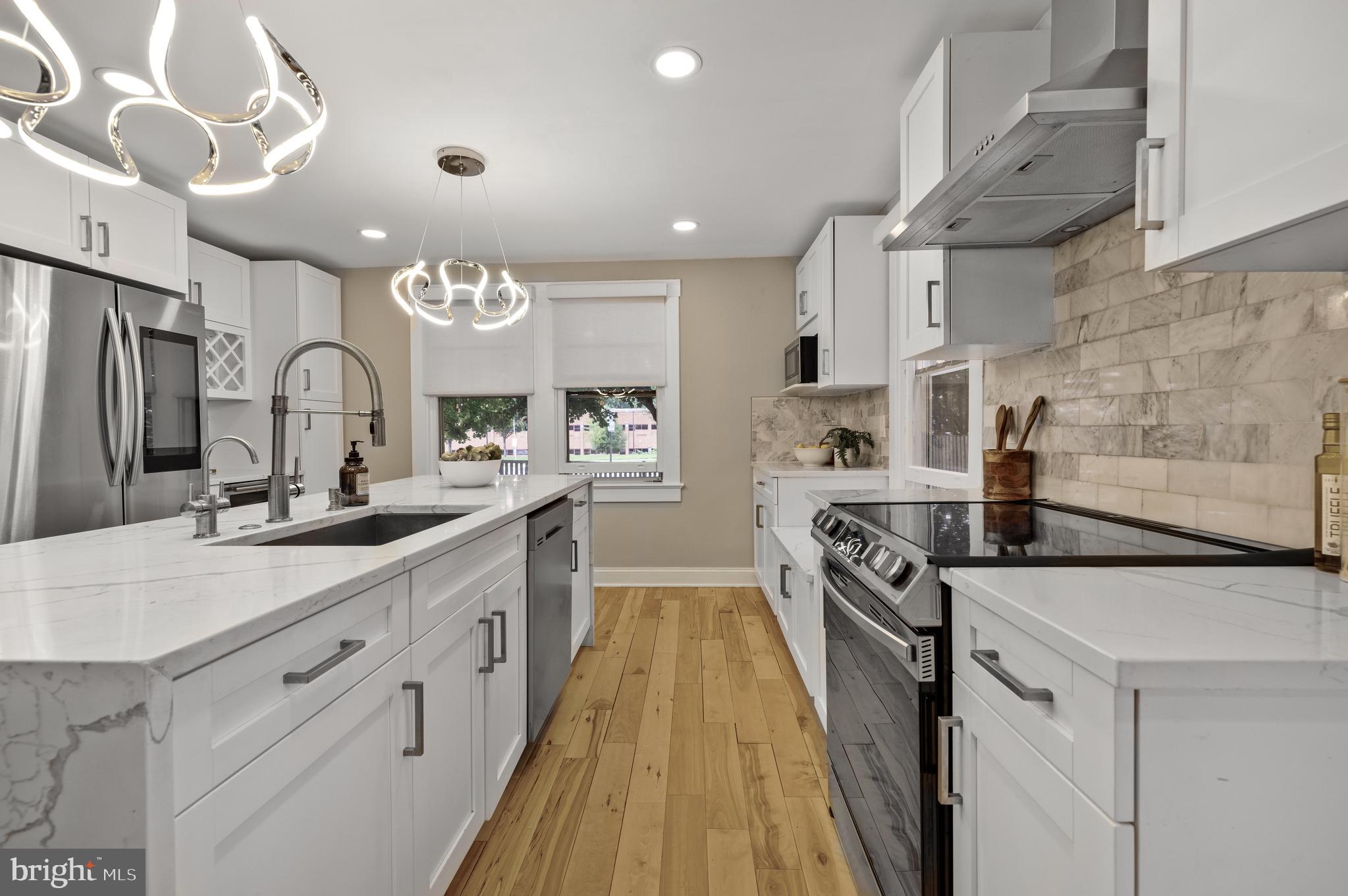 PT ROCKVILLE TWN RES 1 - Residential