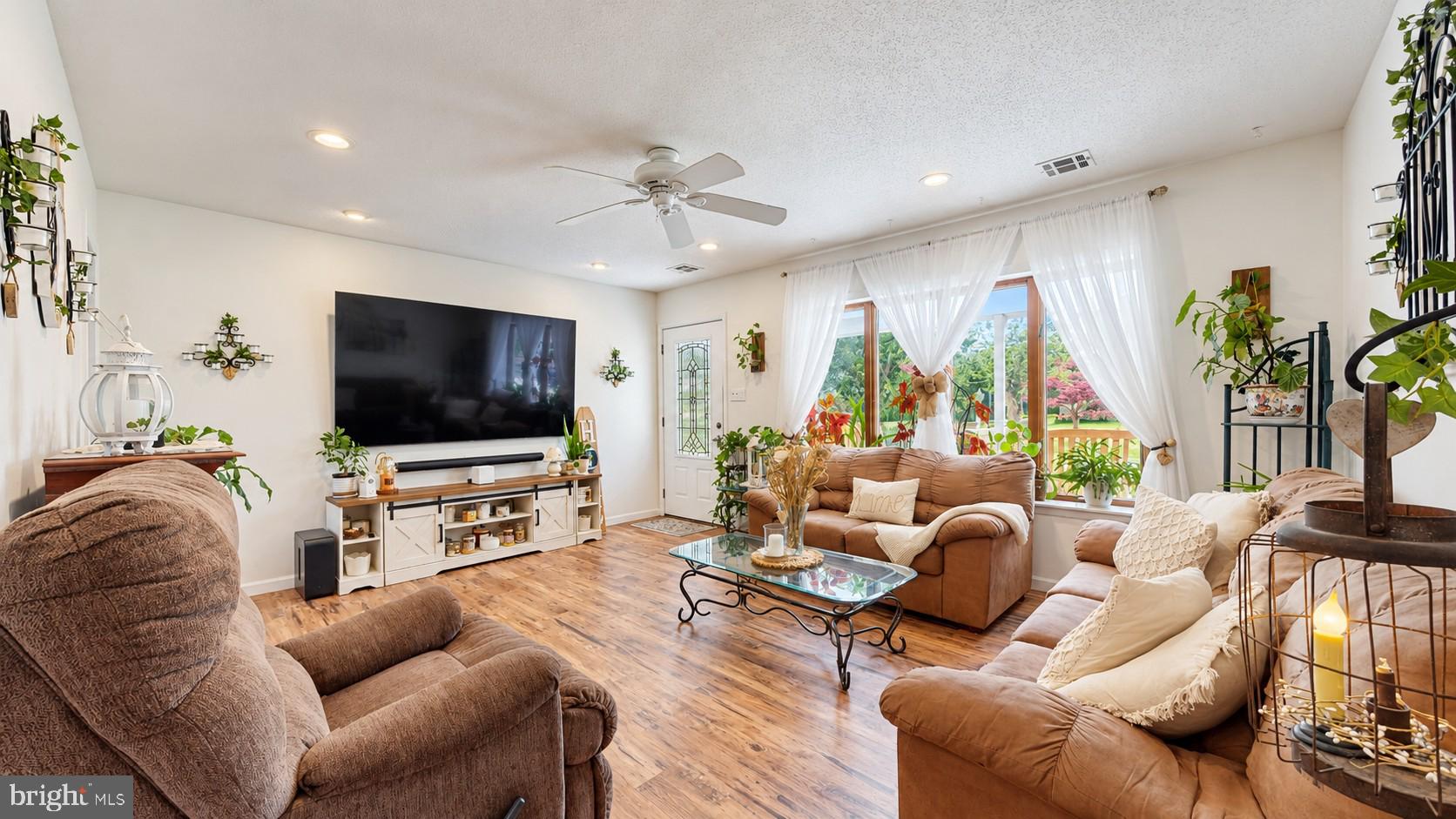 213 LAKE CRYSTALBROOK DRIVE