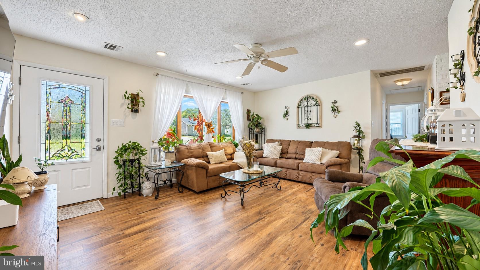 213 LAKE CRYSTALBROOK DRIVE