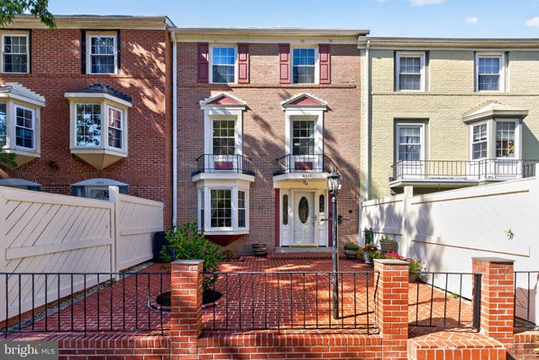 4514 ARENDALE SQ, ALEXANDRIA, VA 22309 - Image 32a3dcd35a5e667b37cd72f6cfc70471/1890664172