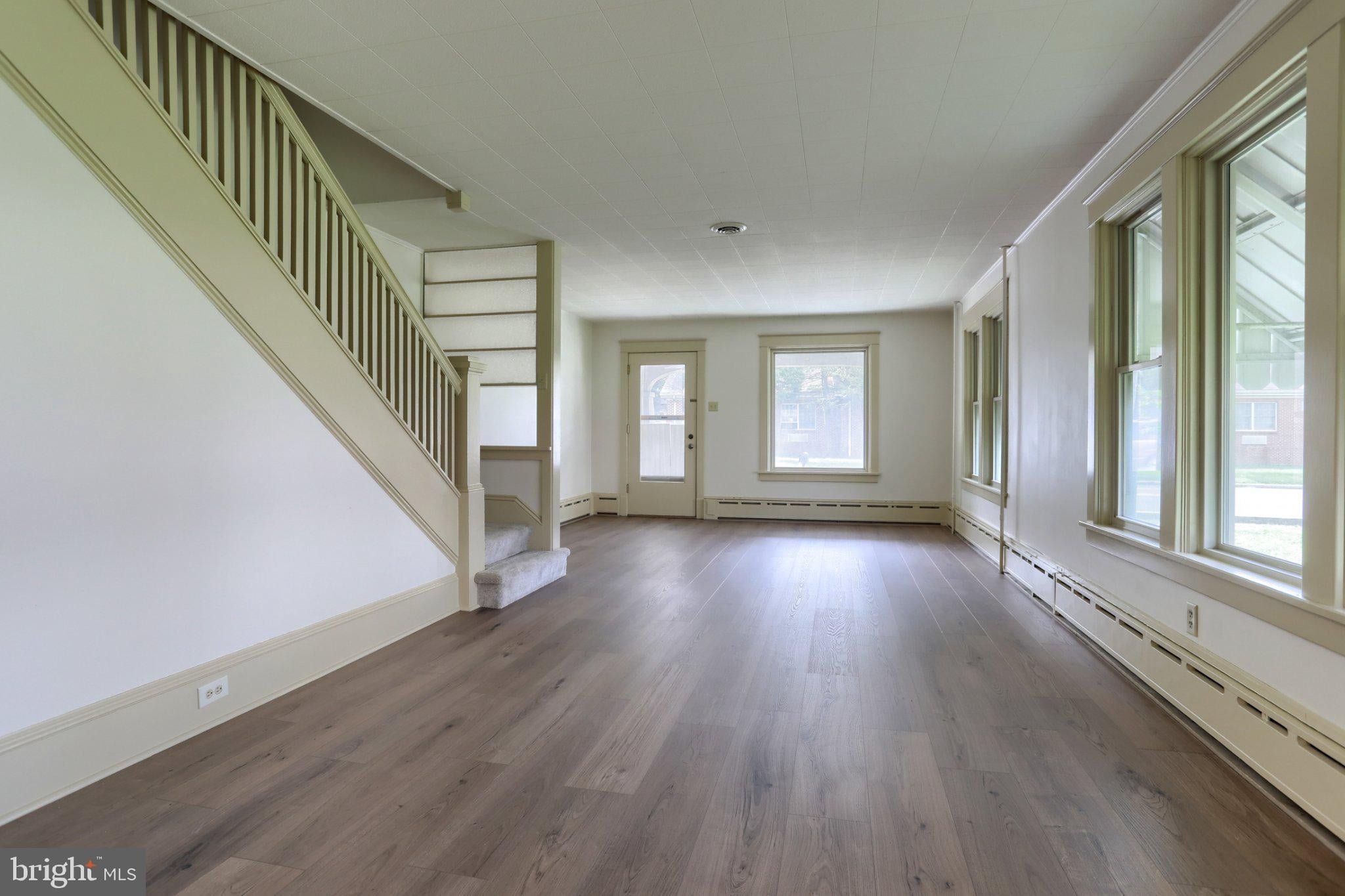 2881 HORSESHOE PIKE