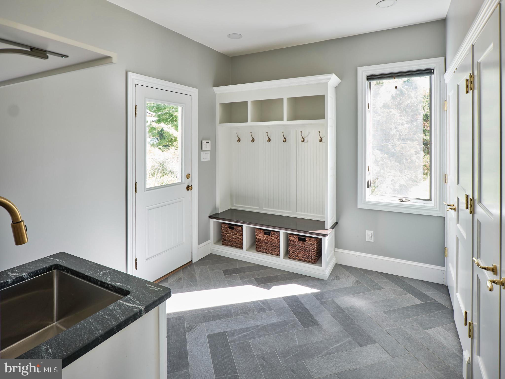 INDIAN SPRINGS - Residential