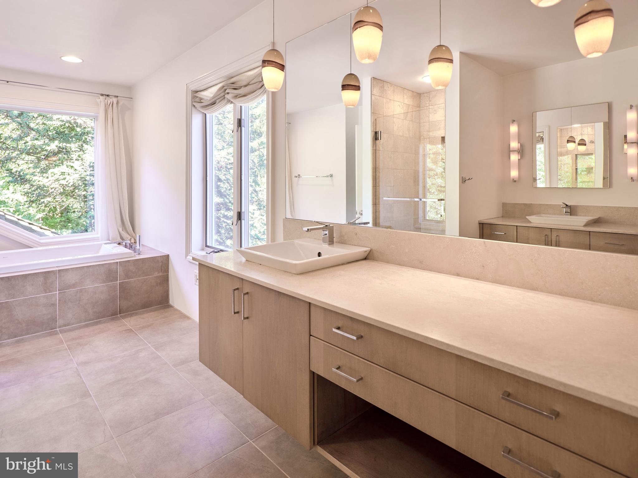 INDIAN SPRINGS - Residential