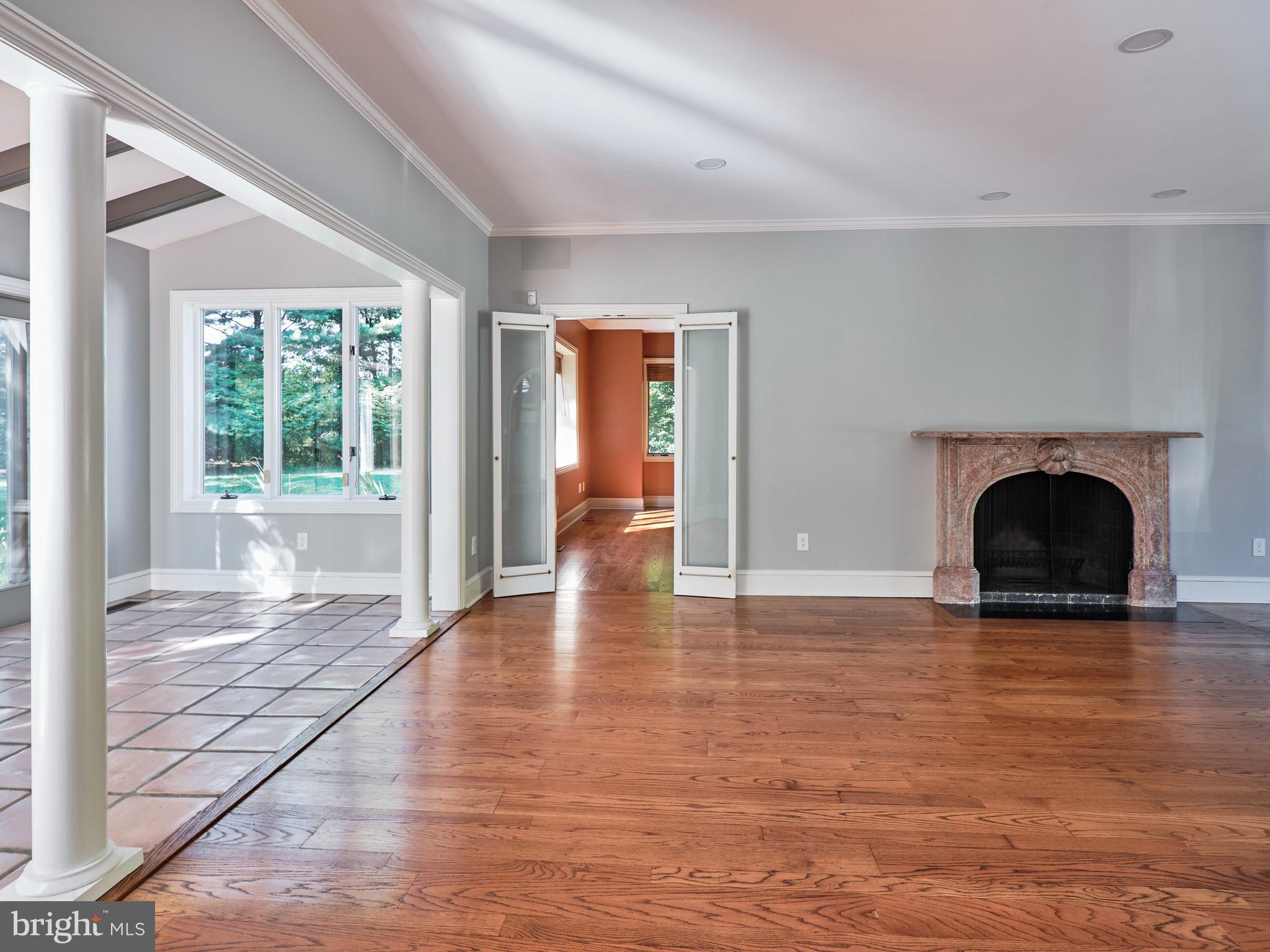 INDIAN SPRINGS - Residential