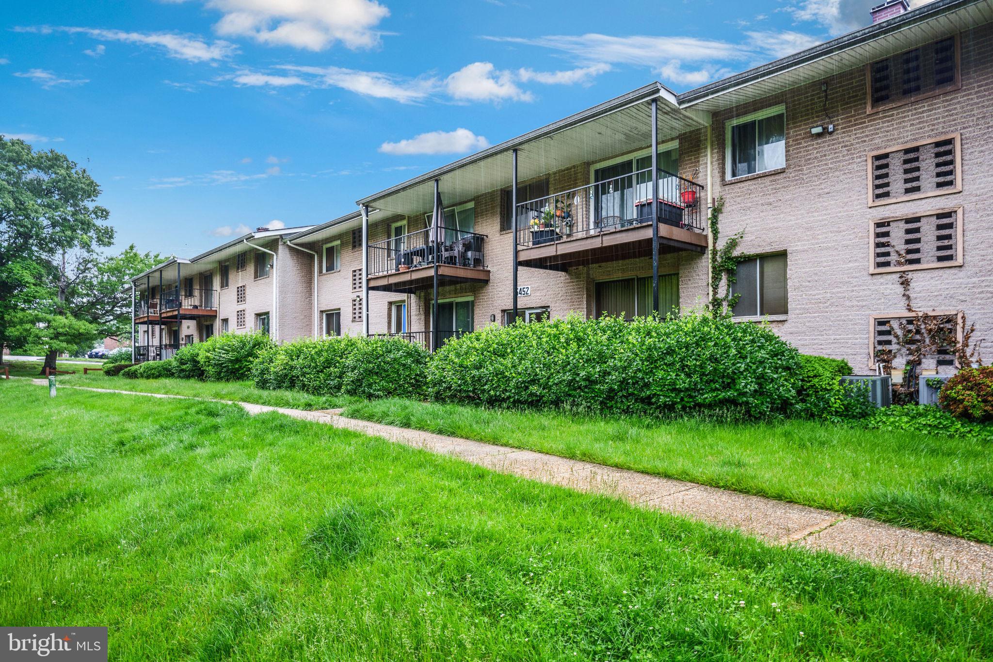 CARROLLAN GARDENS - Residential Lease