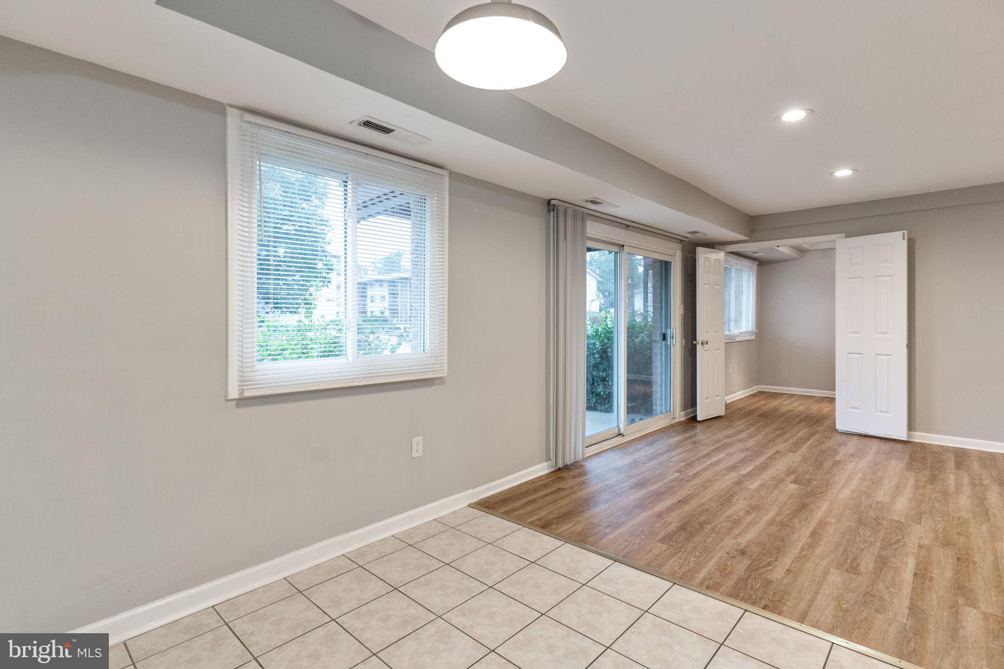 CARROLLAN GARDENS - Residential Lease