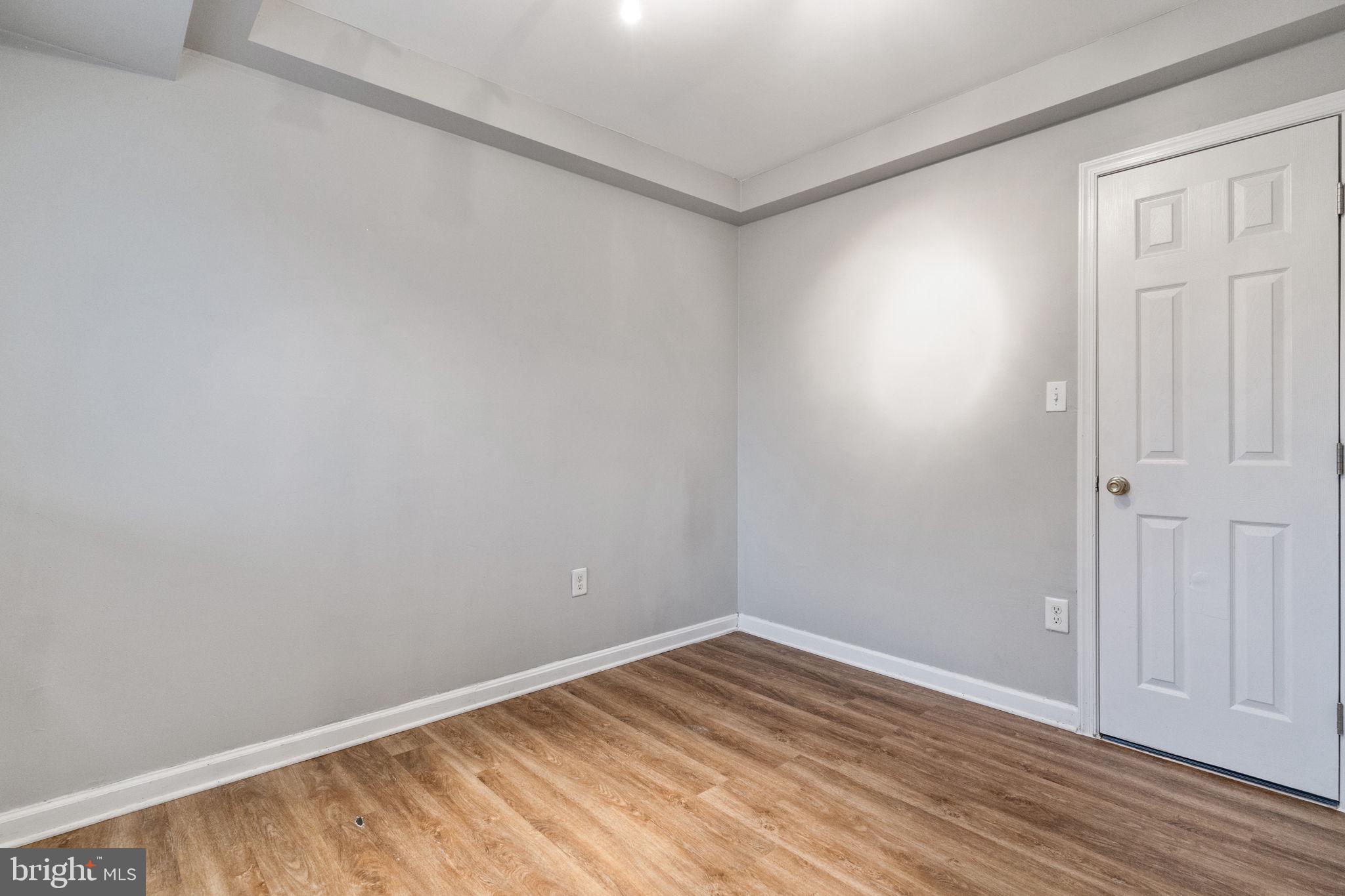 CARROLLAN GARDENS - Residential Lease