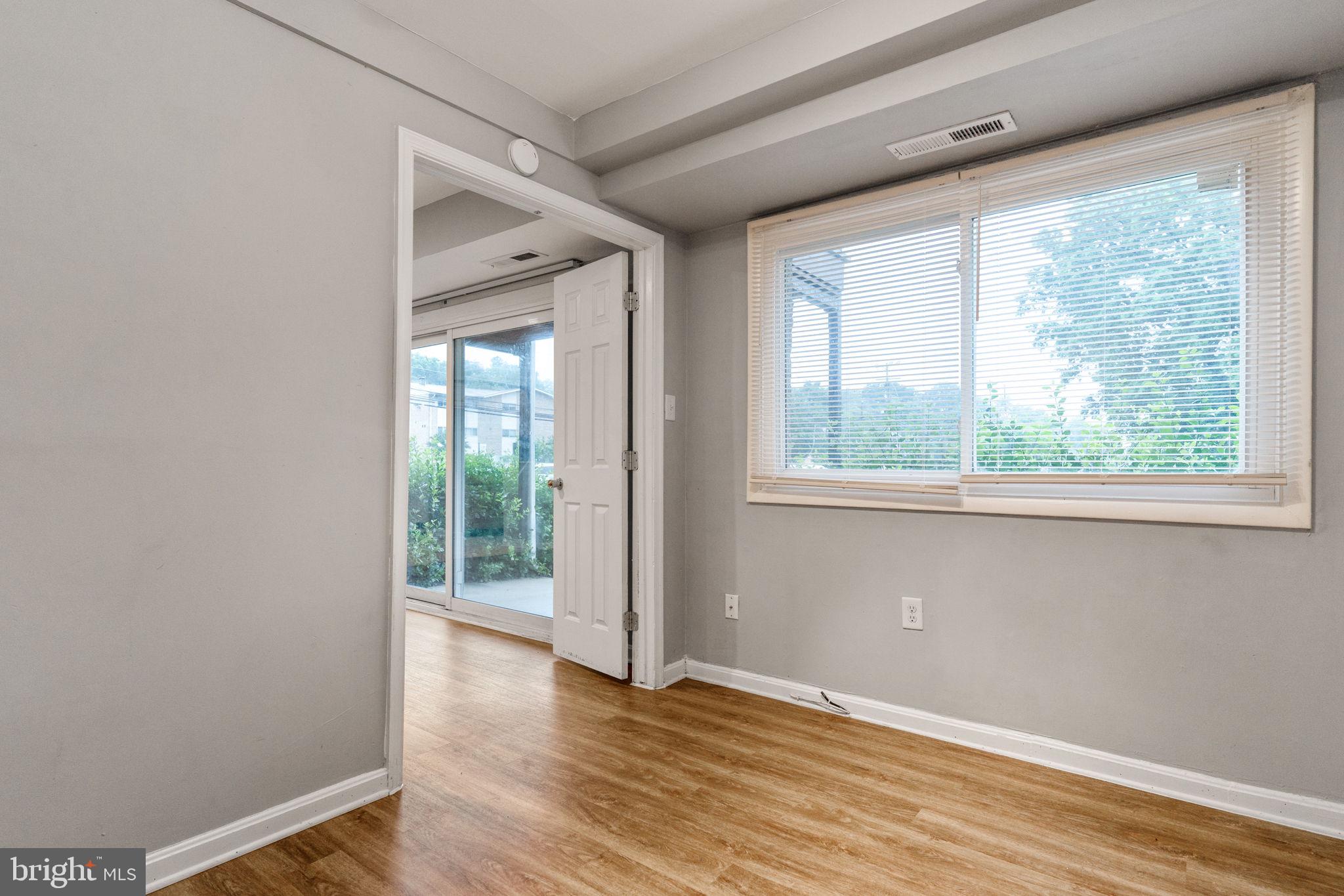 CARROLLAN GARDENS - Residential Lease