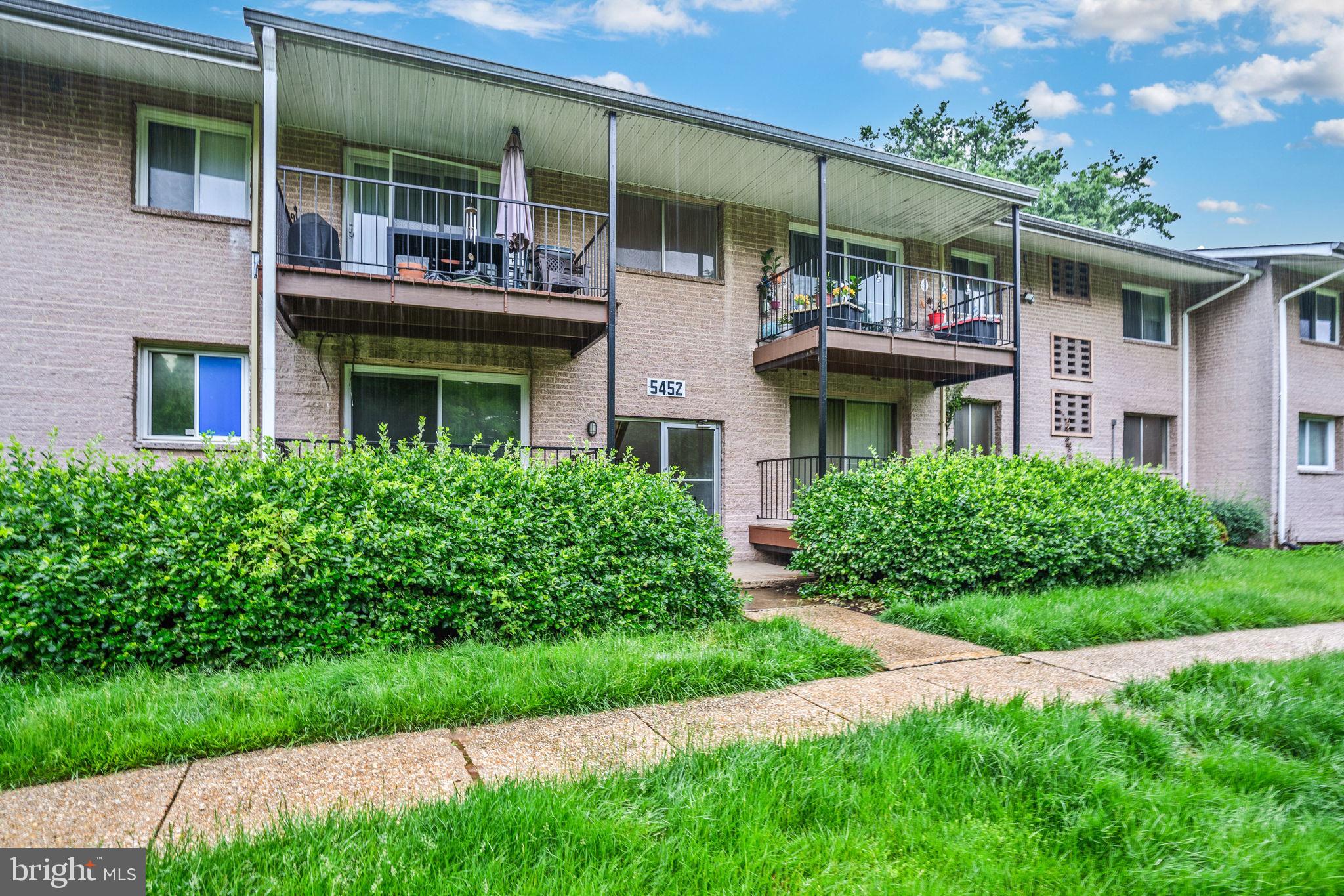 CARROLLAN GARDENS - Residential Lease