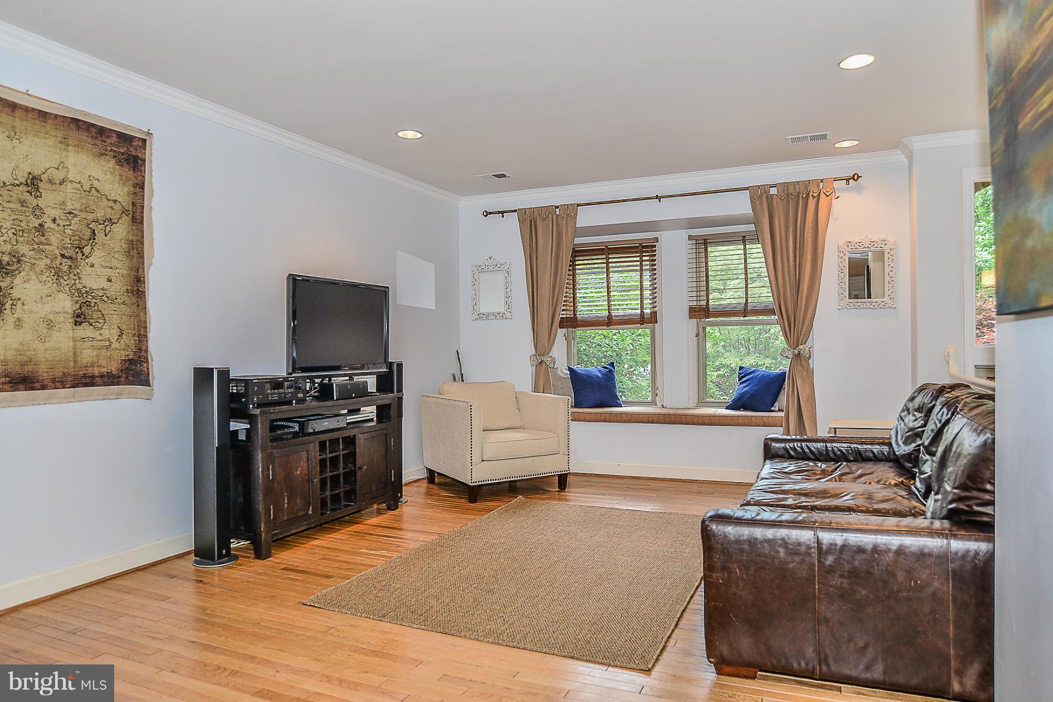 PENDERBROOK - Residential