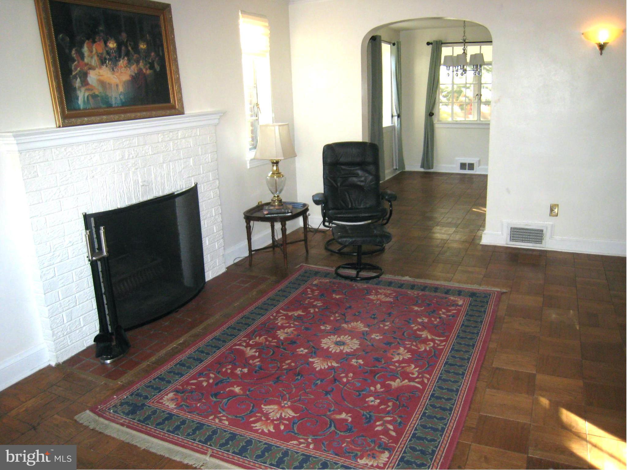 OLD TOWN - Residential Lease