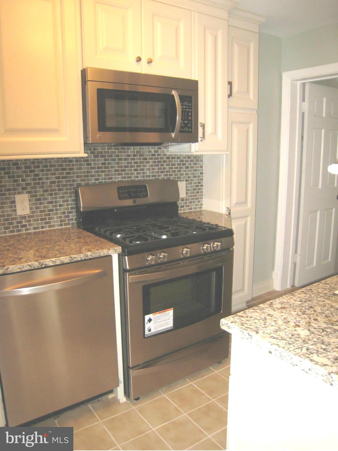OLD TOWN - Residential Lease